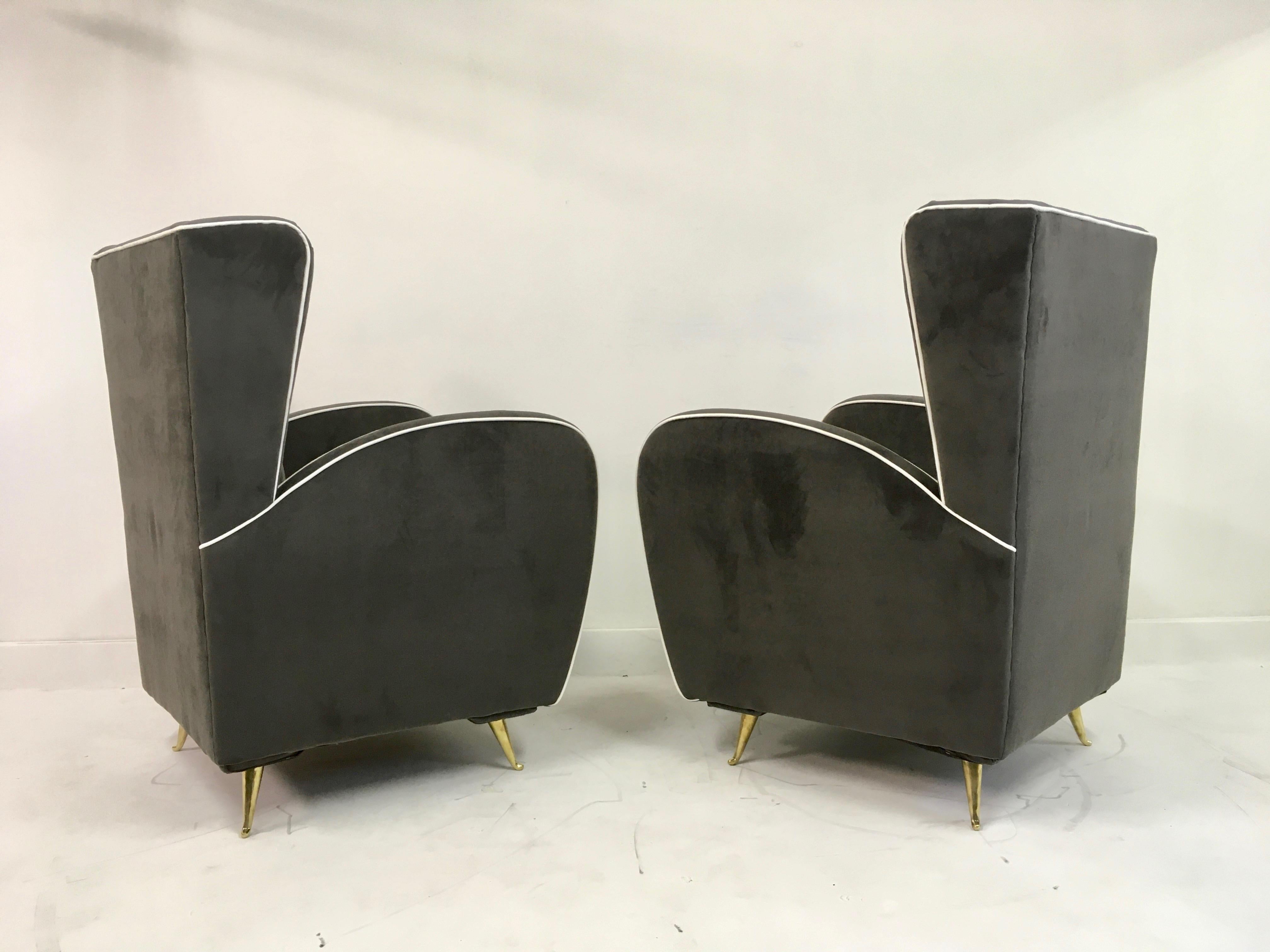 Pair of 1950s Midcentury Italian Armchairs in Grey Velvet 2
