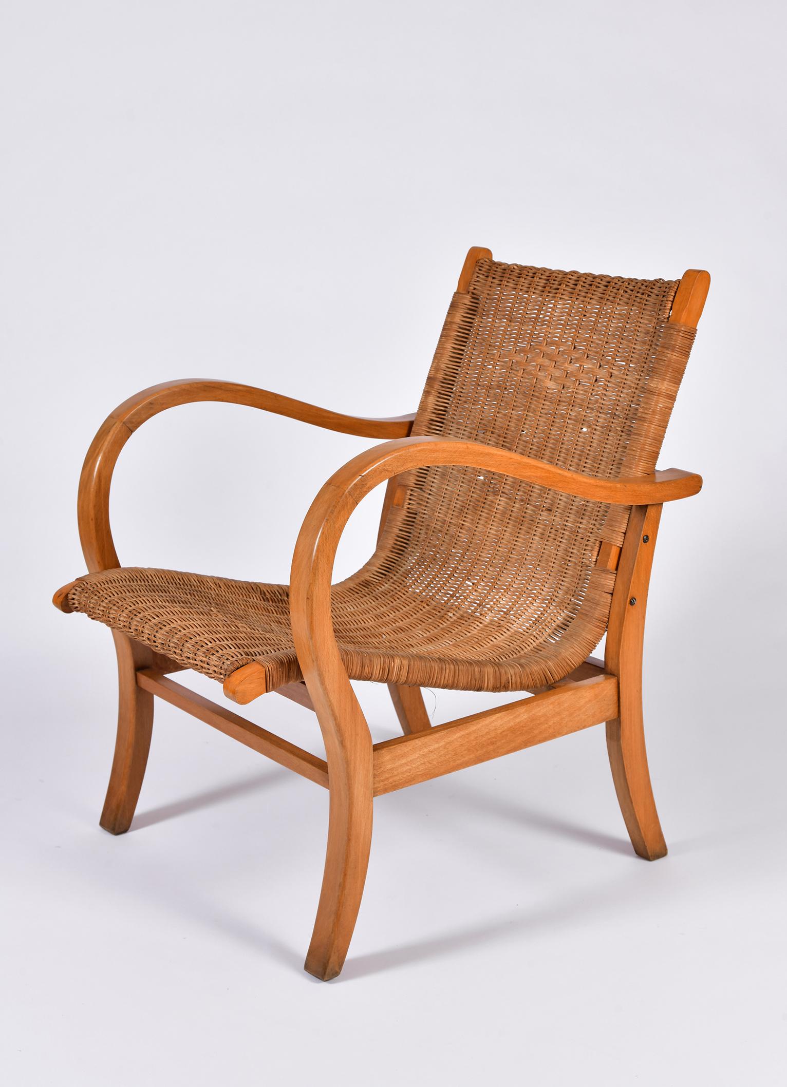 Pair of 1950s Wicker and Beechwood Armchairs In Good Condition In London, GB
