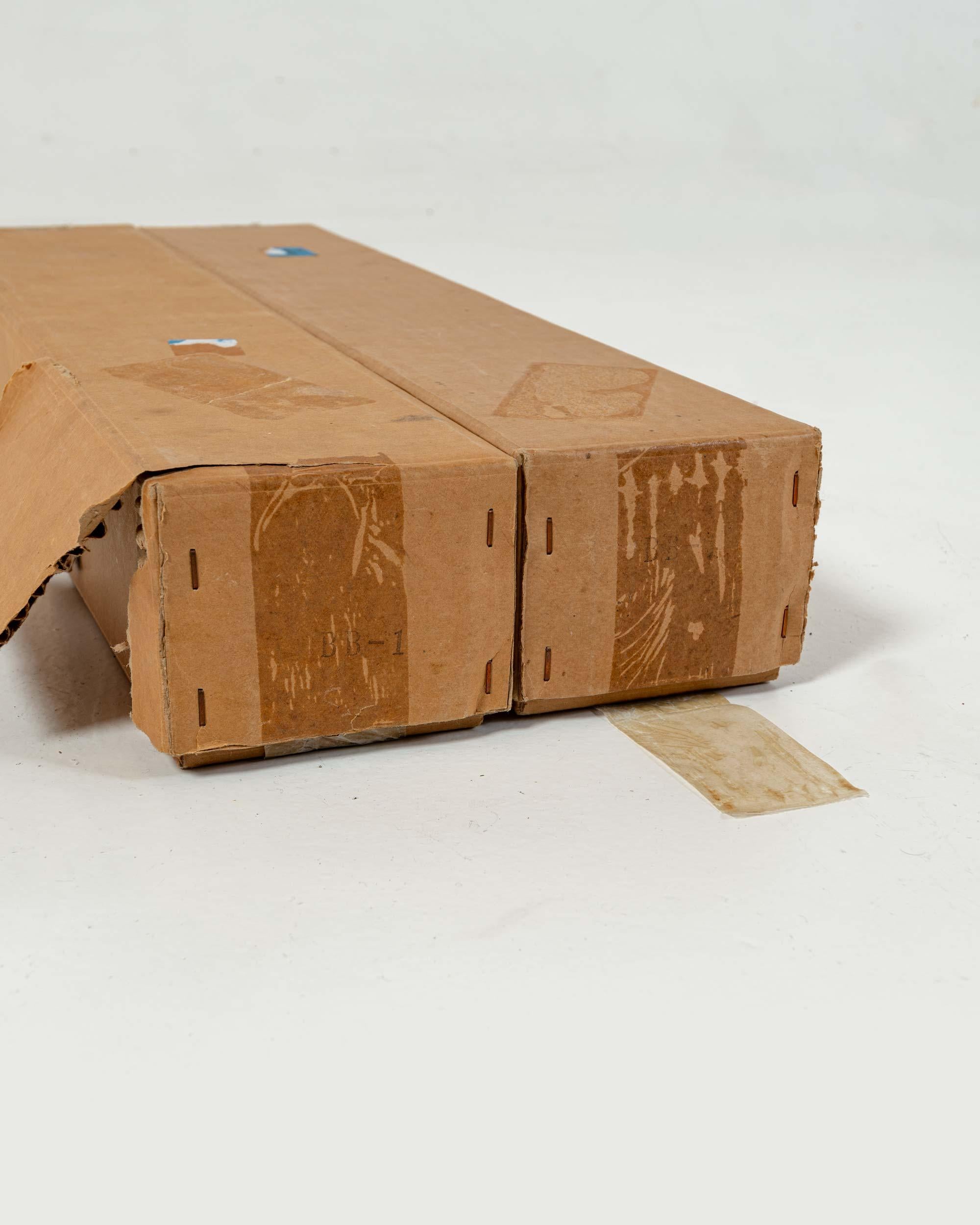 Una coppia di lampade da tavolo Isamu Noguchi Akari del 1951 BB1-30DL, Nuovo stock in vendita 7