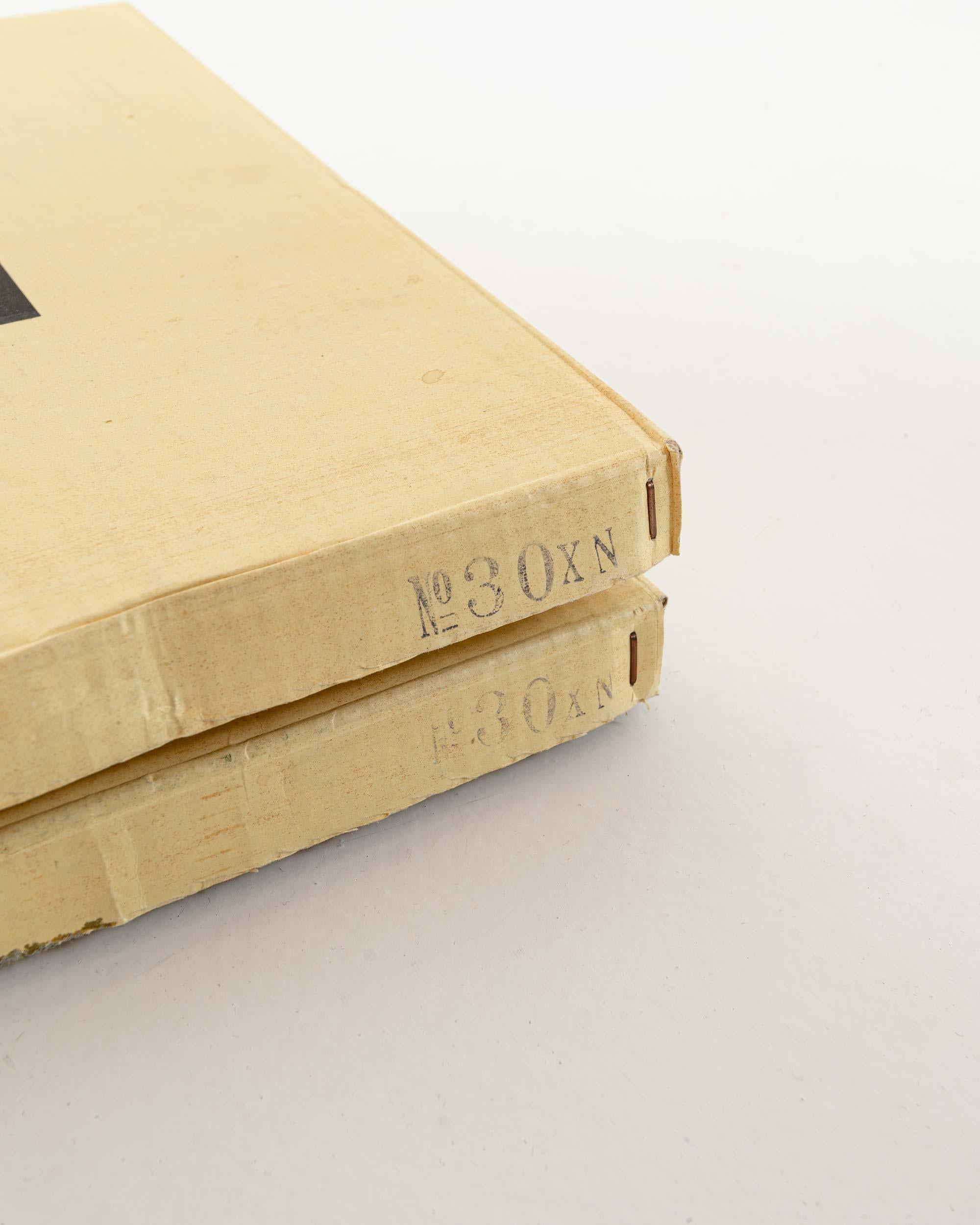 Paire de lampes de bureau Isamu Noguchi Akari BB1-30XN, neuf stock ancien de 1951 en vente 12