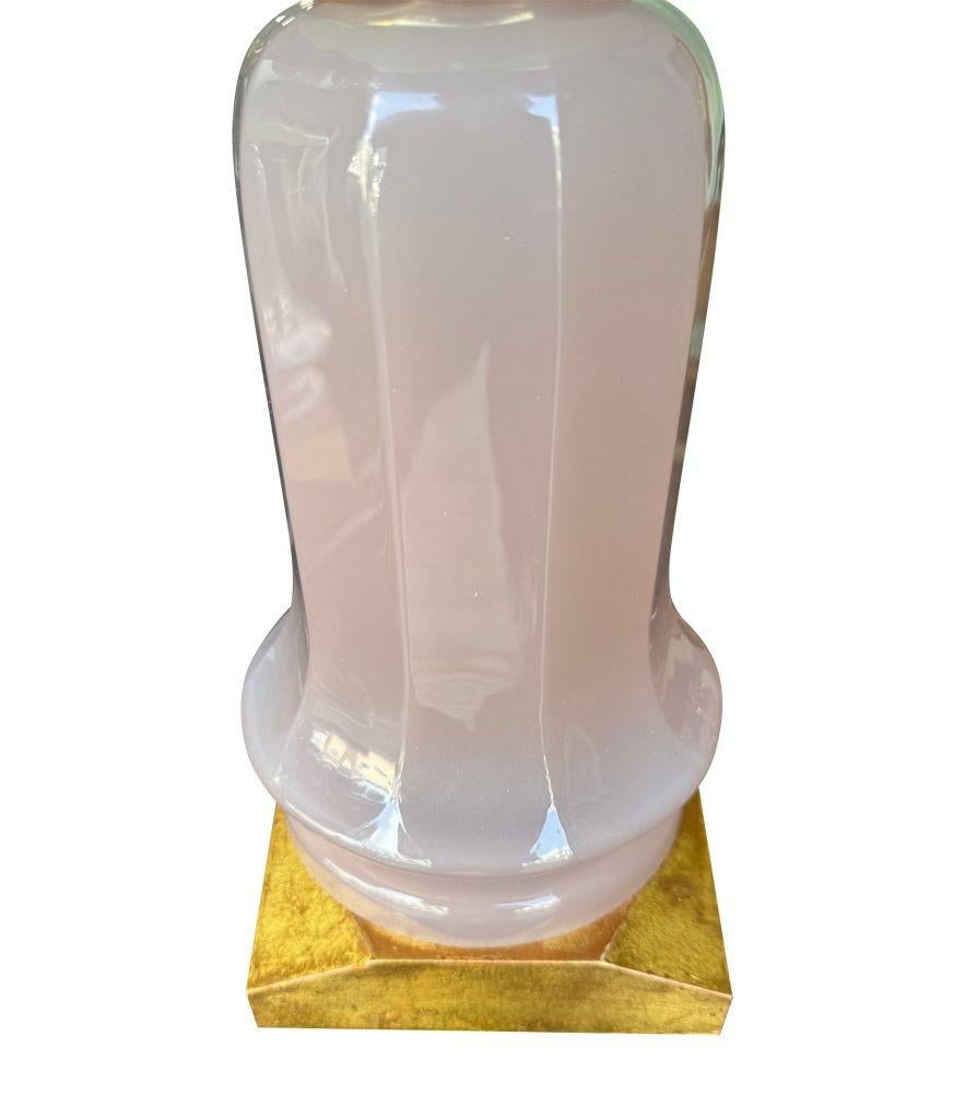 Coppia di lampade in vetro opalino di Murano color lavanda e verde degli anni '60, di Cenedese in vendita 10
