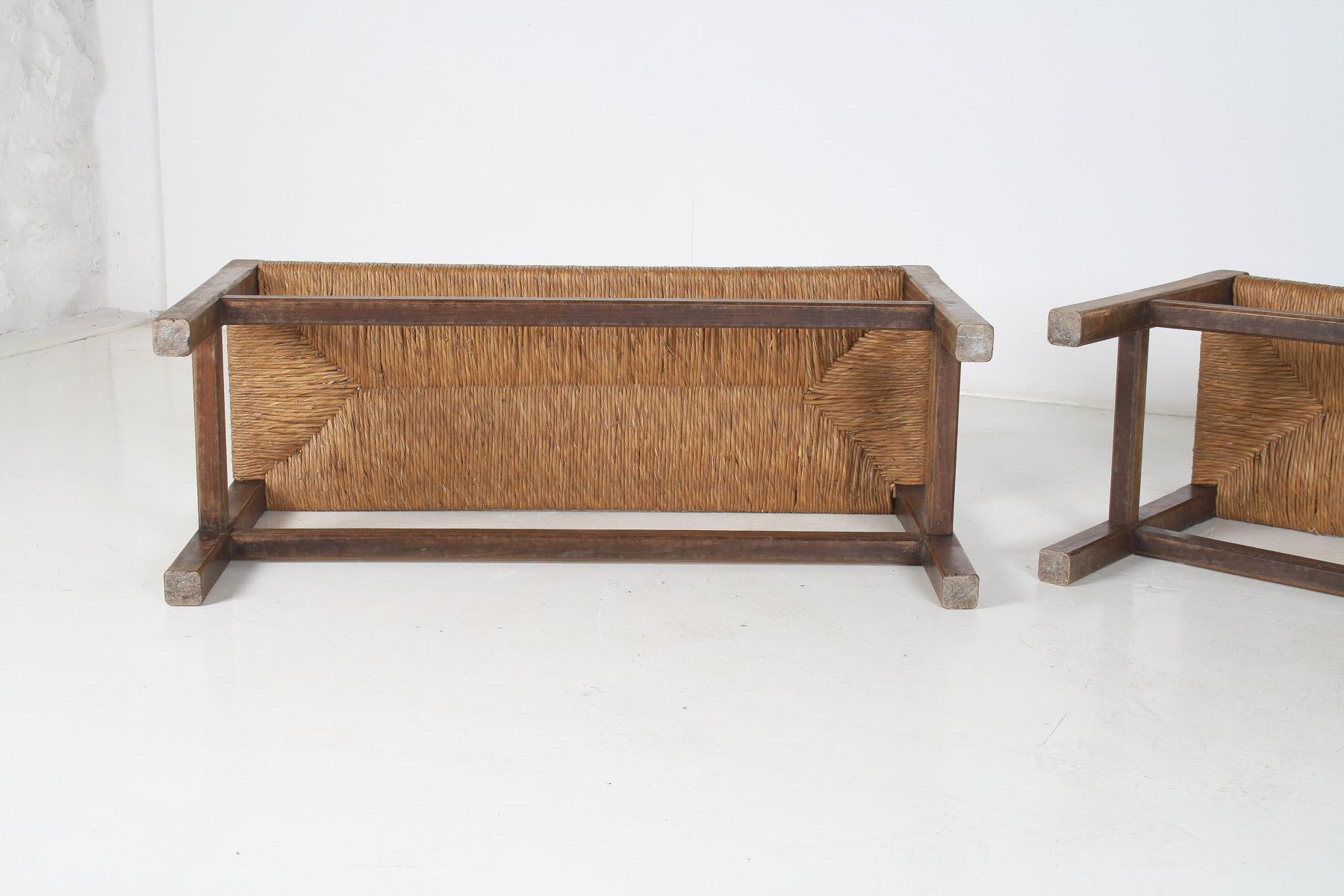 Pareja de bancos de roble de mediados de siglo de 1960 con asientos tradicionales de junco en venta 9