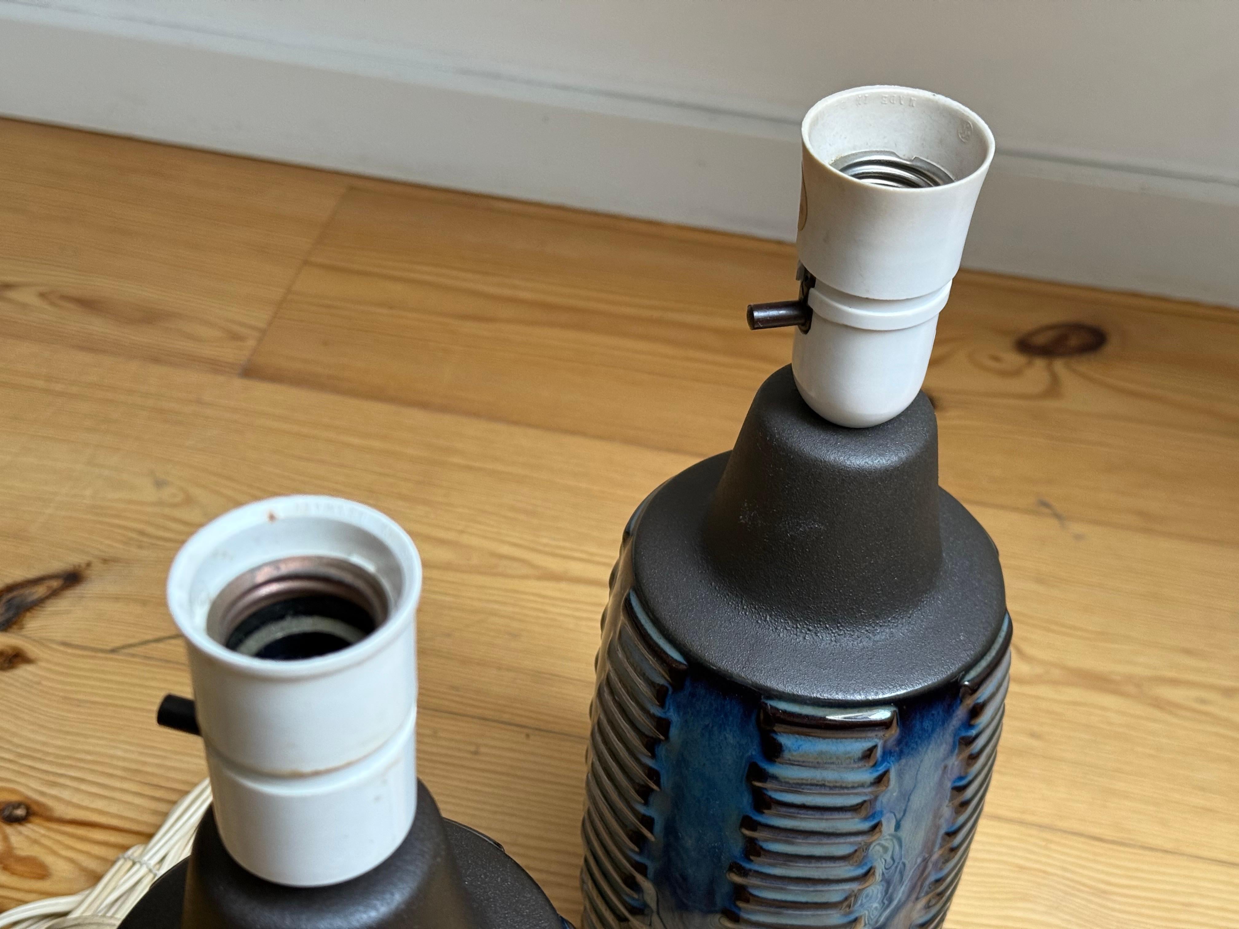 Un par de lámparas de sobremesa Søholm de los años 60, de Einar Johansen Cerámico en venta