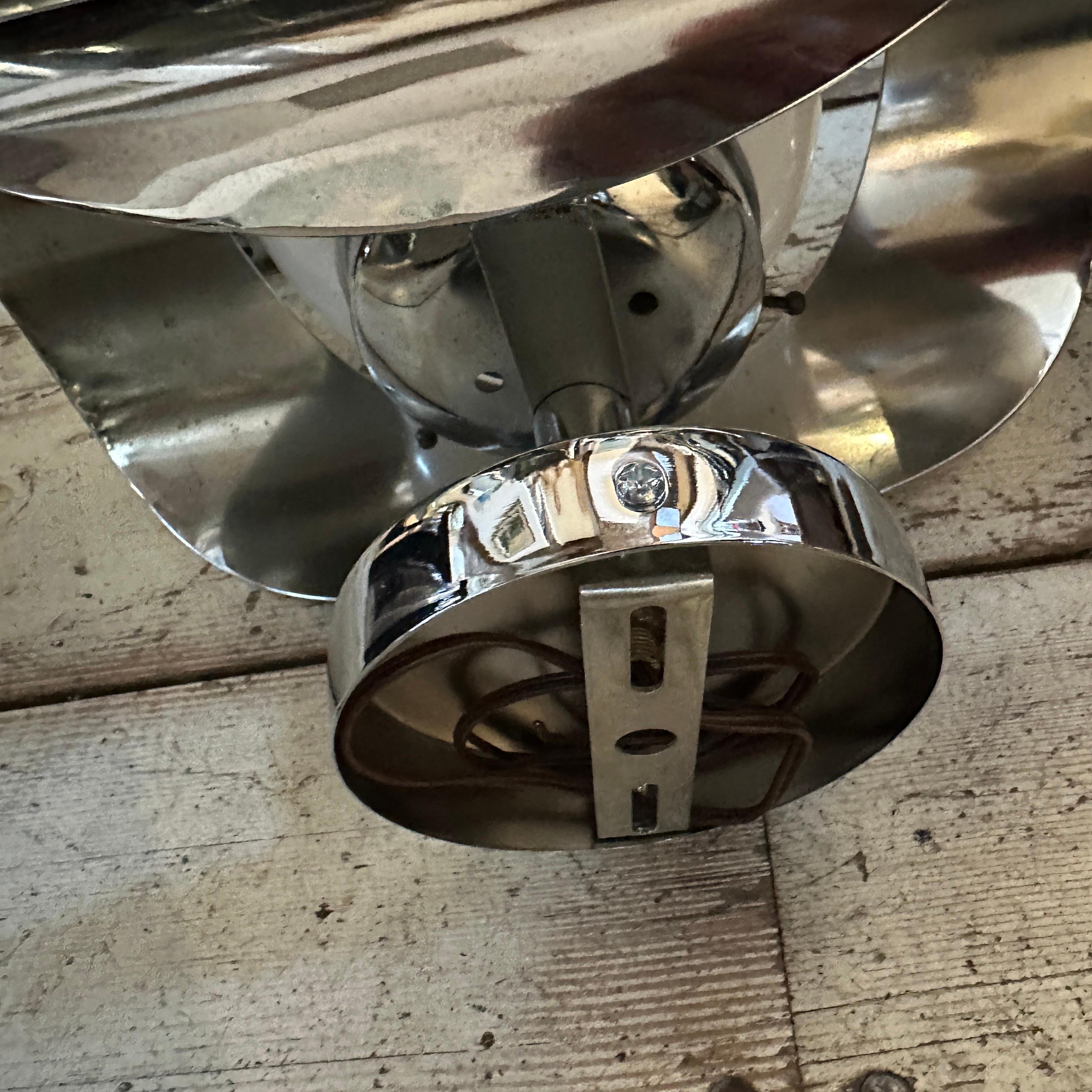 Un par de apliques de acero cromado y cristal de Murano de la Space Age de los años 60, de Mazzega Italiano en venta