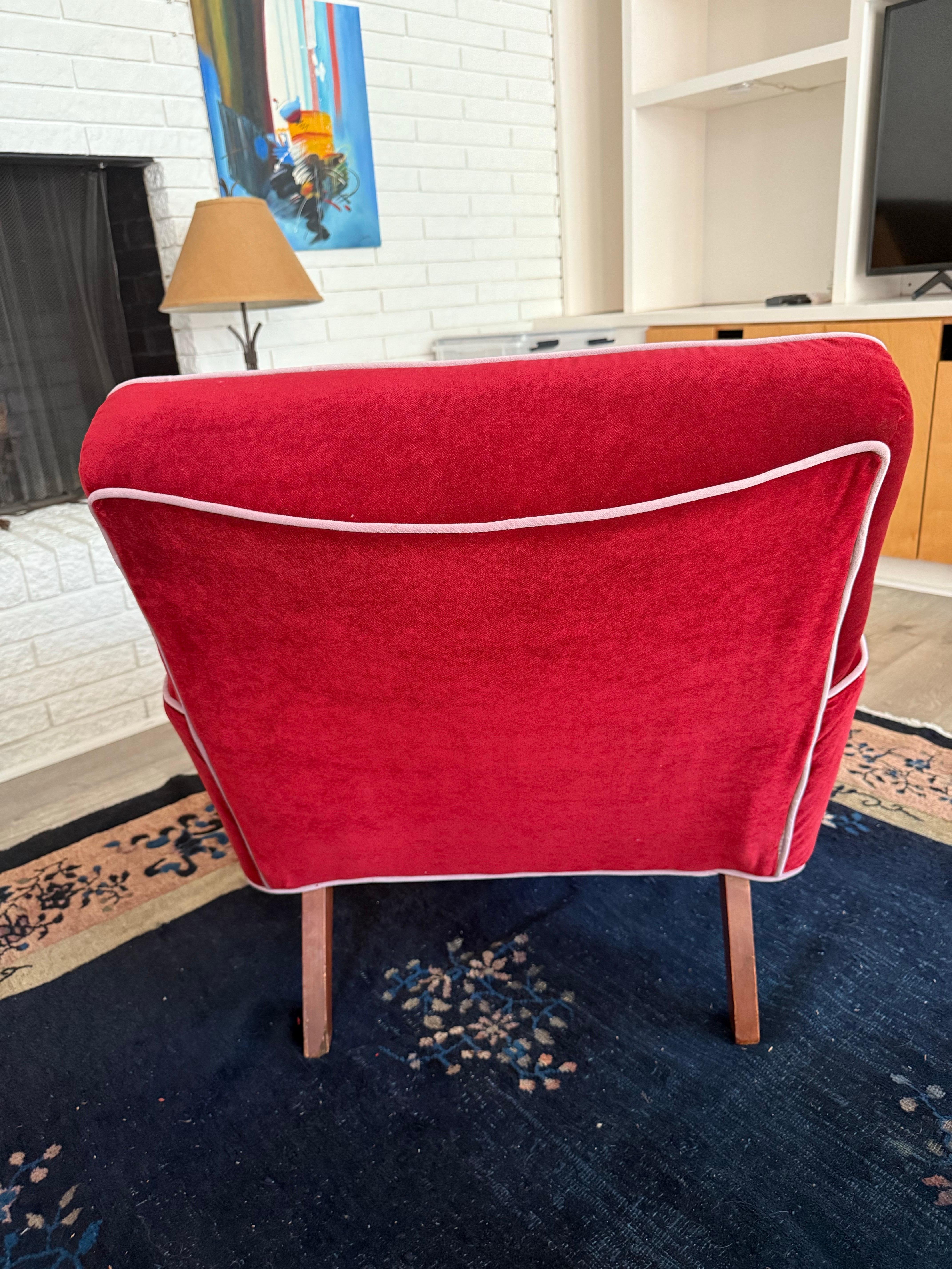 A pair of 1960s Swedish Modern Club Chairs in Merlot Velvet and Lavender For Sale 6