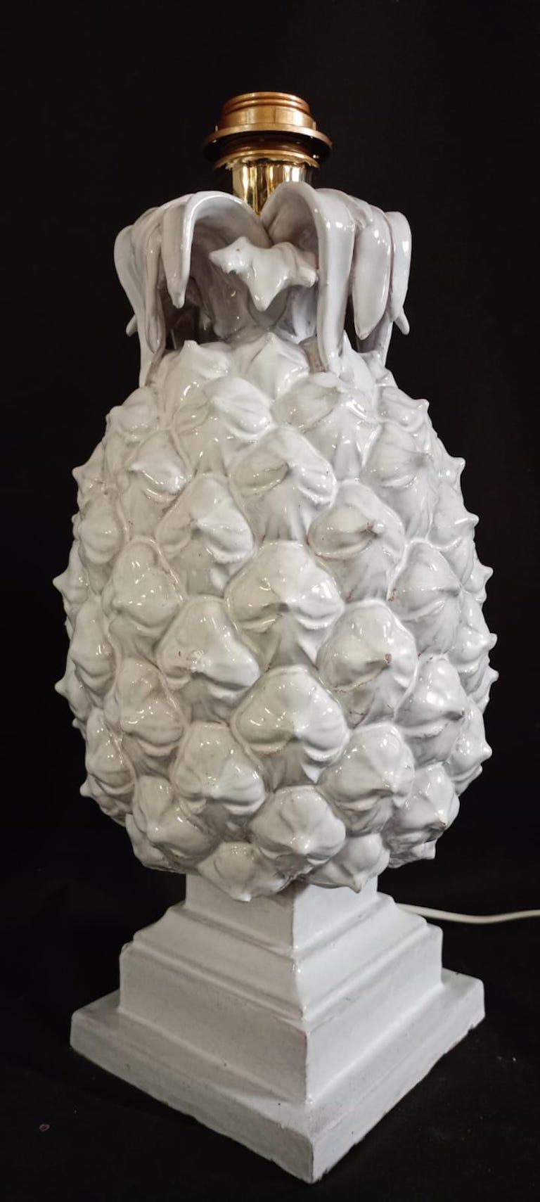 20th Century A Pair of 1970's Italian Glazed Ceramic Pineapple Lamps For Sale