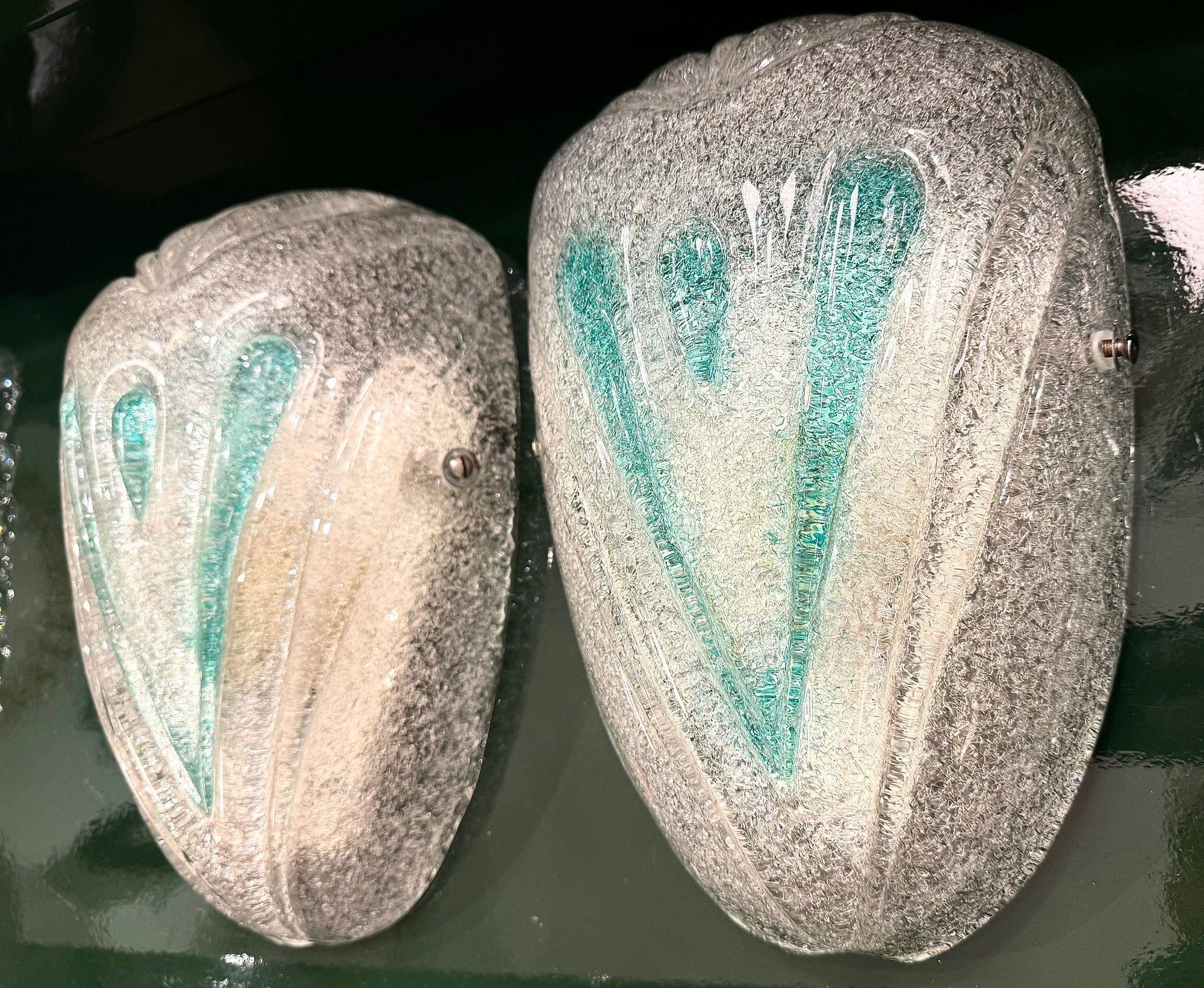 Ein Paar italienische Murano-Glas-Wandleuchter aus den 1970er Jahren mit grünem Detail im Angebot 6