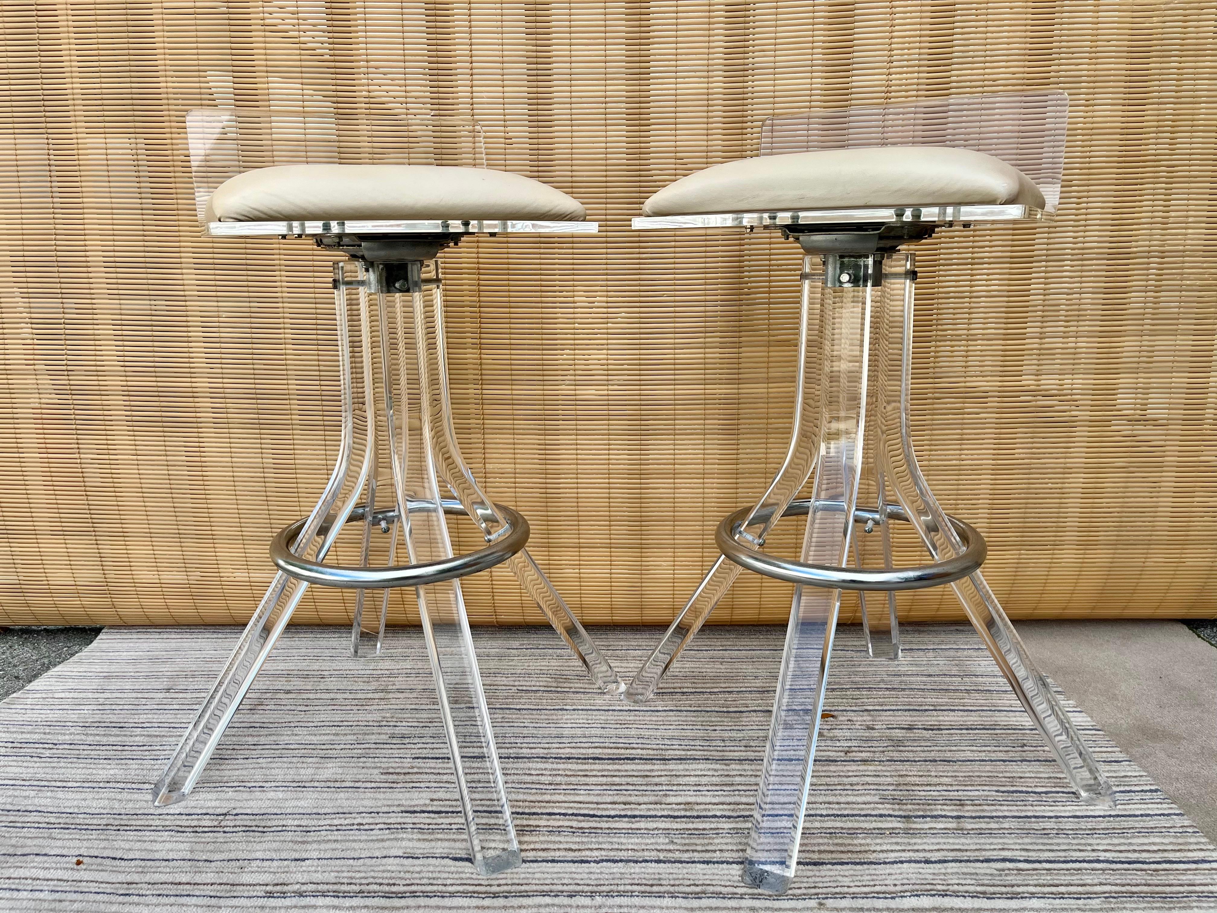 Pair of 1970s Mid Century Lucite Barstools in the Charles Hollis Jones Style In Good Condition For Sale In Miami, FL