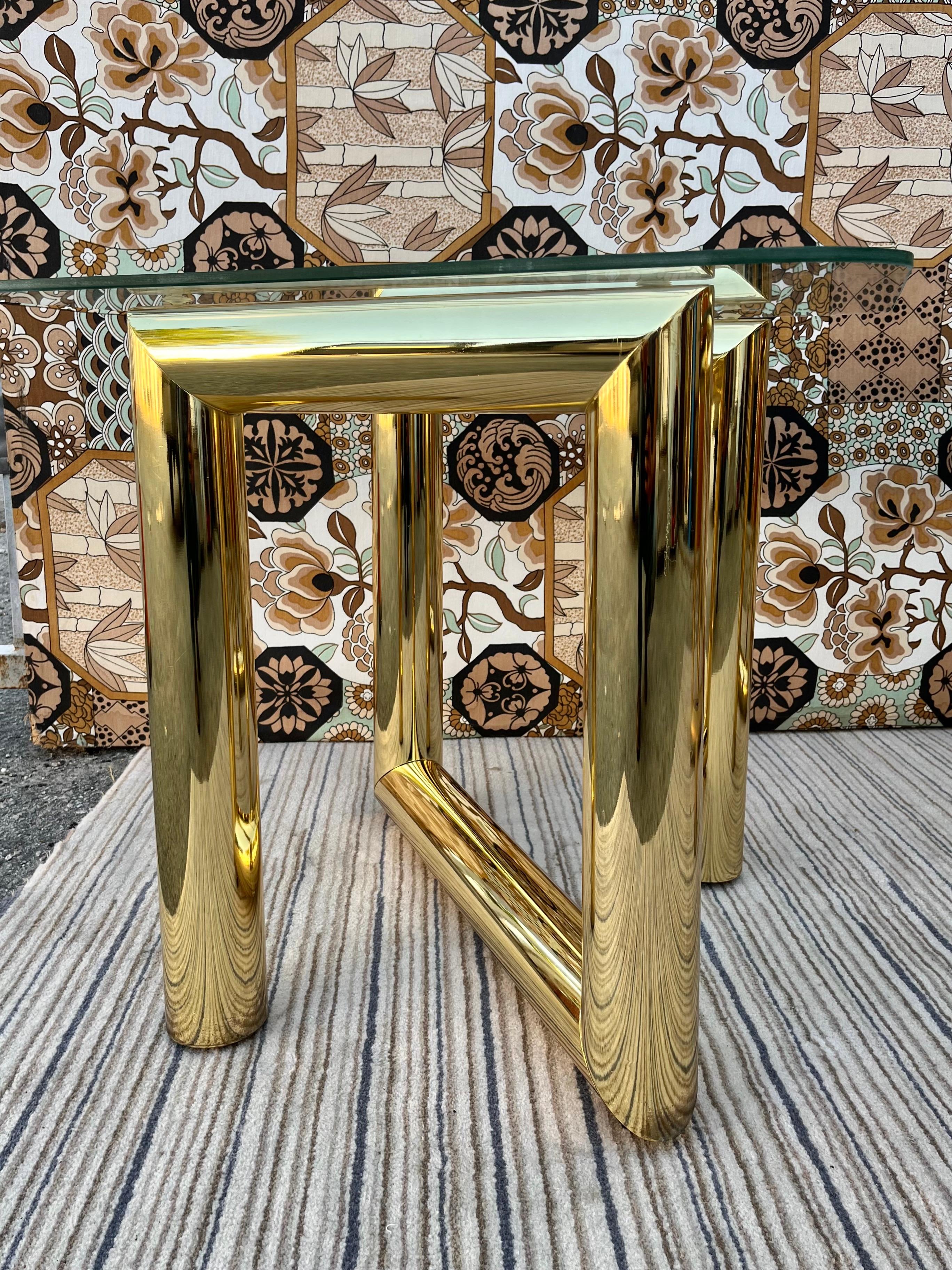 Pair of 1970s Mid-Century Modern Brass Z Tables in the Karl Springer's Style 6