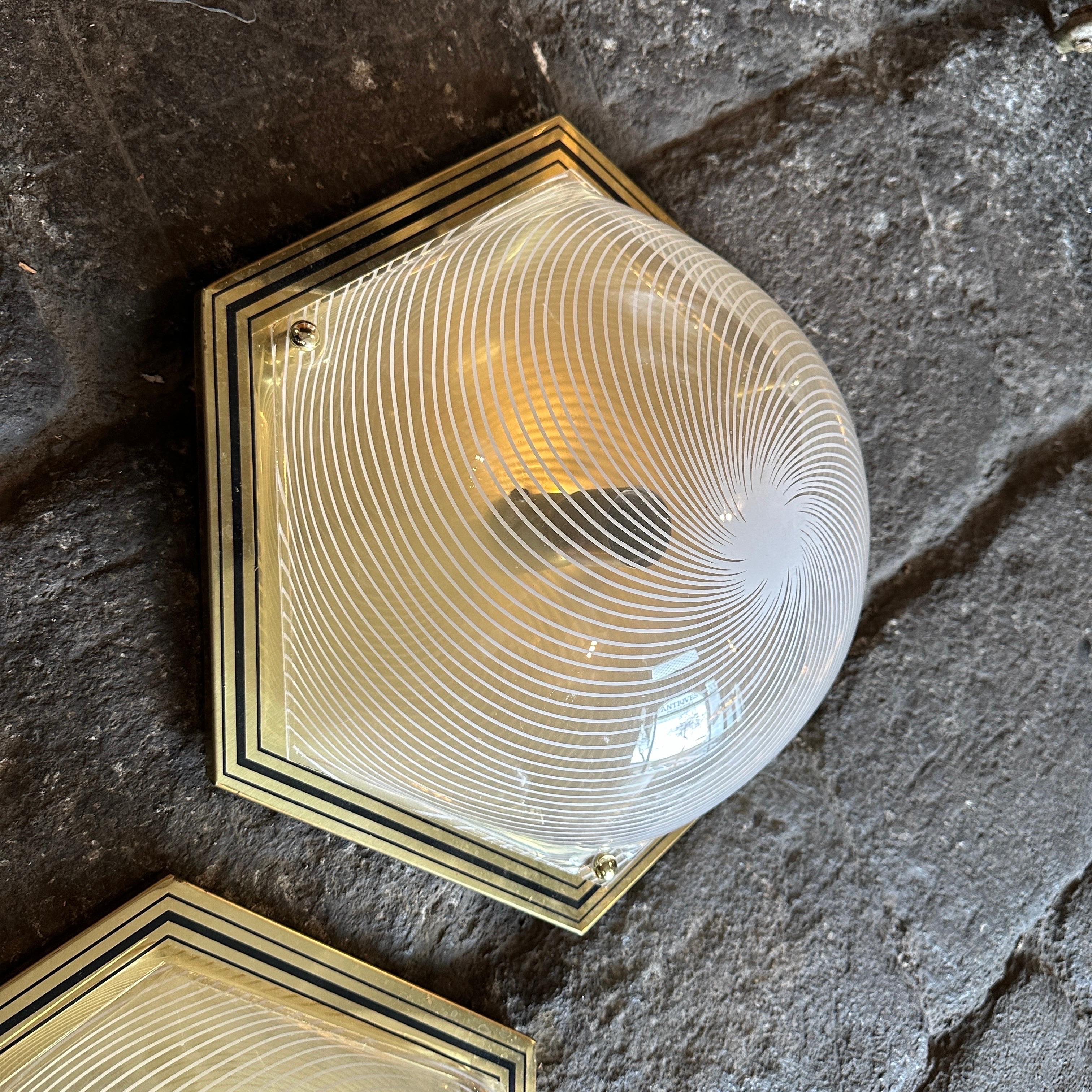 A Pair of 1970s Mid-Century Modern Hexagonal Italian Huge Wall Sconces In Good Condition For Sale In Aci Castello, IT