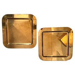 Vintage A pair of 1970s Mid-Century Modern Solid Brass Square Italian Serving Trays