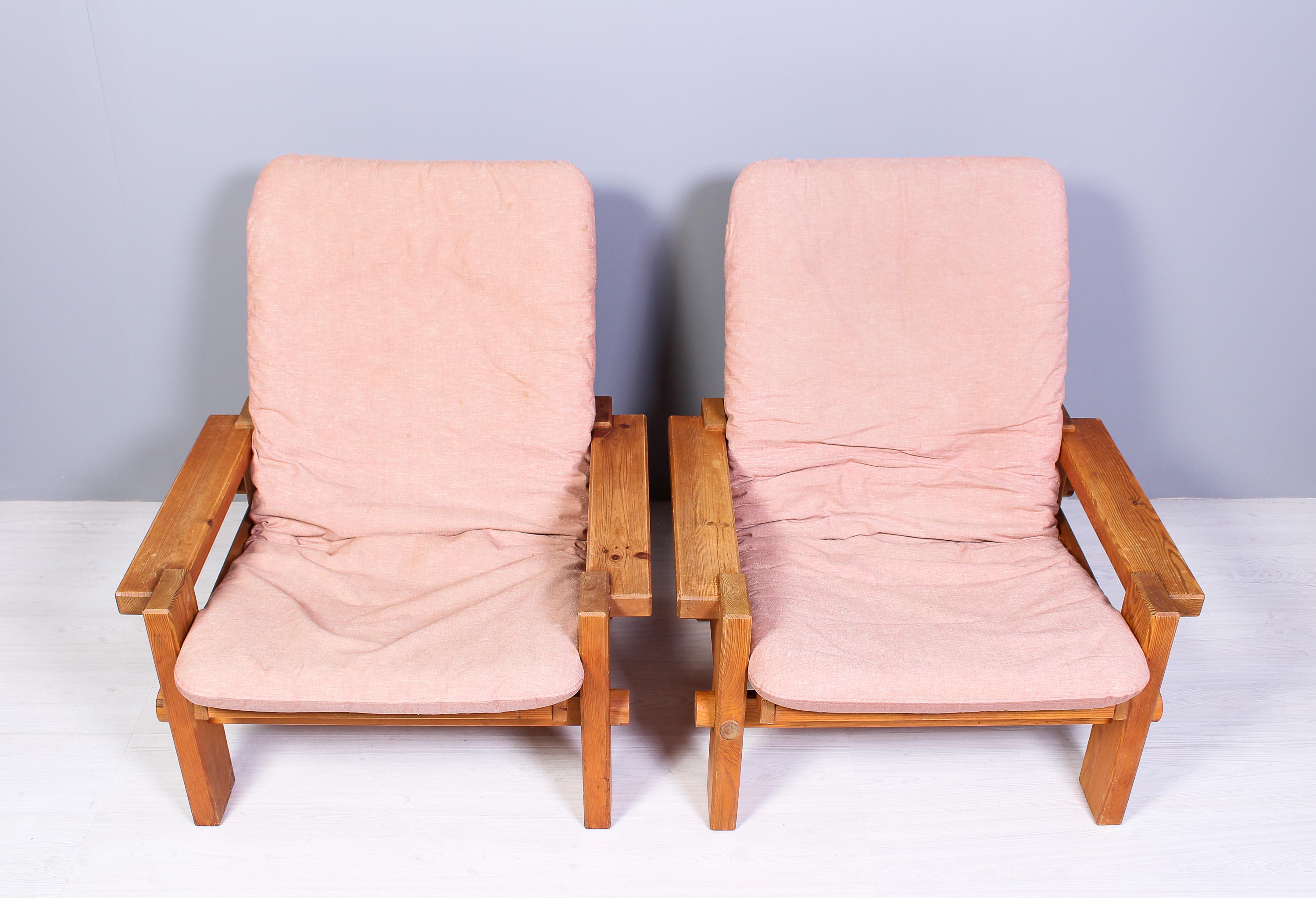 Pair of 1970s Pine Lounge Chairs by Yngve Ekström for Swedese In Good Condition In Malmo, SE