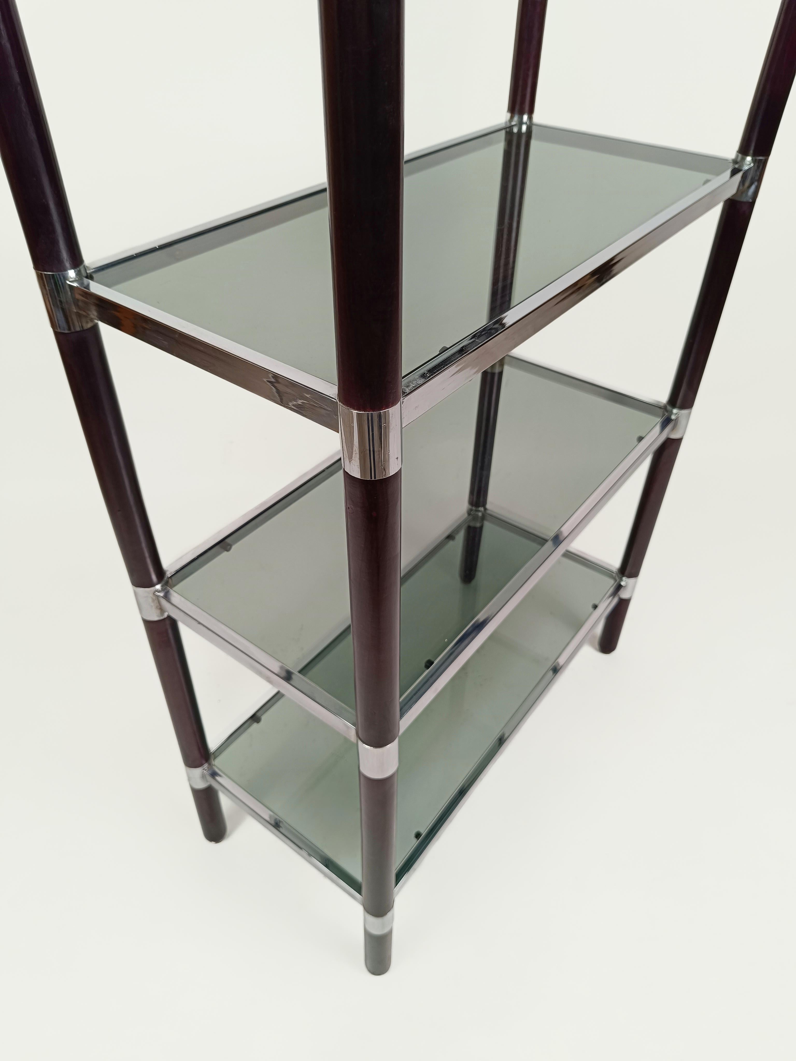 A Pair of 1970s Shelves / étagère in Chromed Metal, Solid Wood and Smoked Glass  For Sale 9