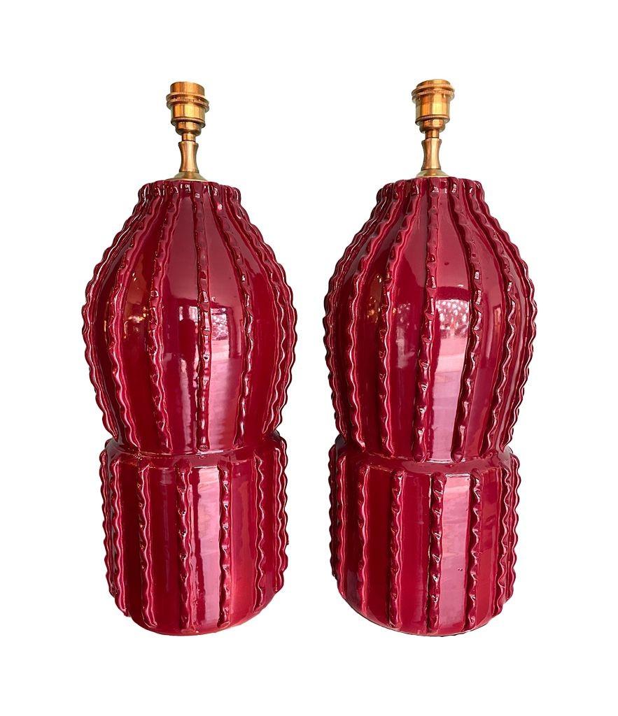 Pair of 1980s Large Italian Ceramic and Brass Lamps in Deep Bordeaux Red 4