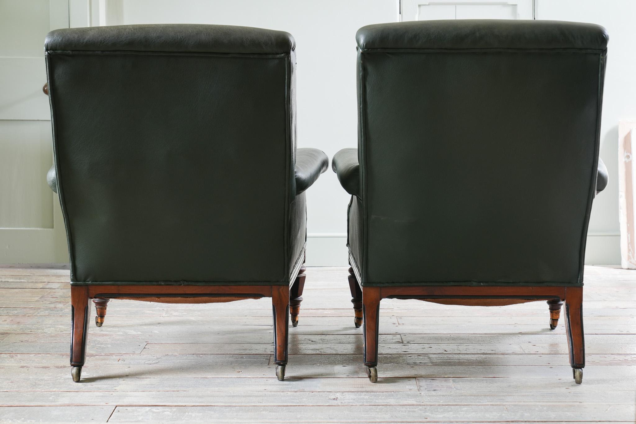 Paire de fauteuils du XIXe siècle par George Trollope en vente 11