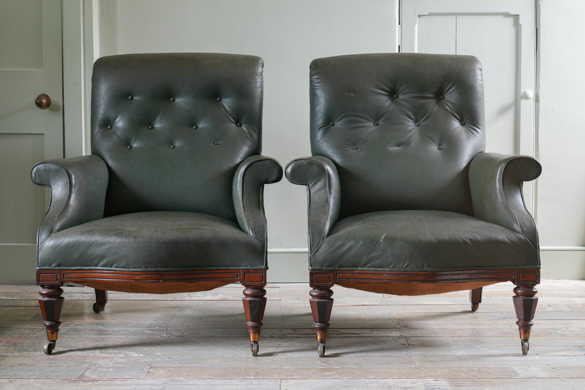 Paire de fauteuils du XIXe siècle par George Trollope en vente 4