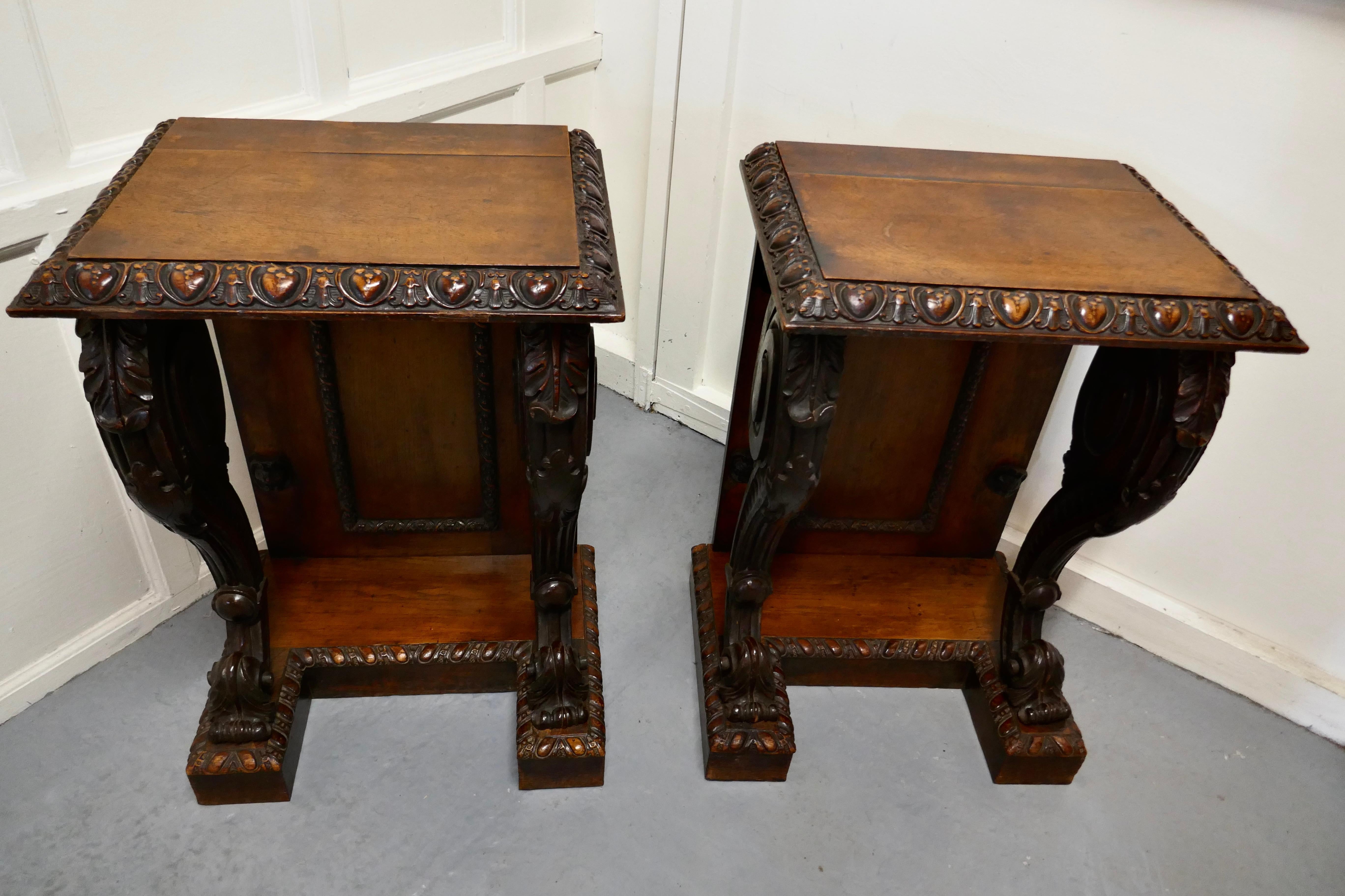 Pair of 19th Century Art Nouveau Gothic Carved Oak Console Pedestals For Sale 6