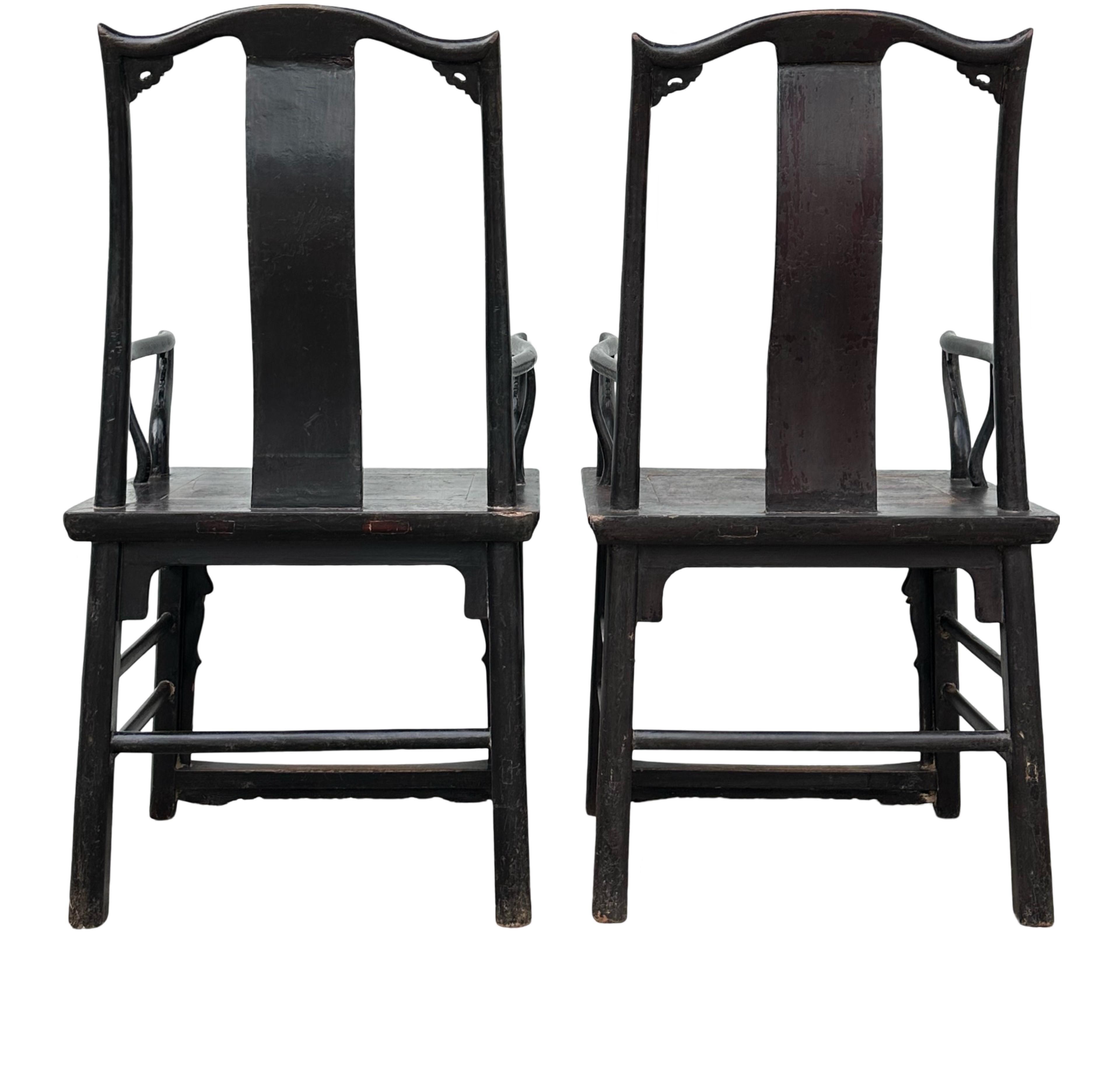 A Pair of 19th Century Chinese Ming-style Official Hat's Chair In Good Condition For Sale In Singapore, SG