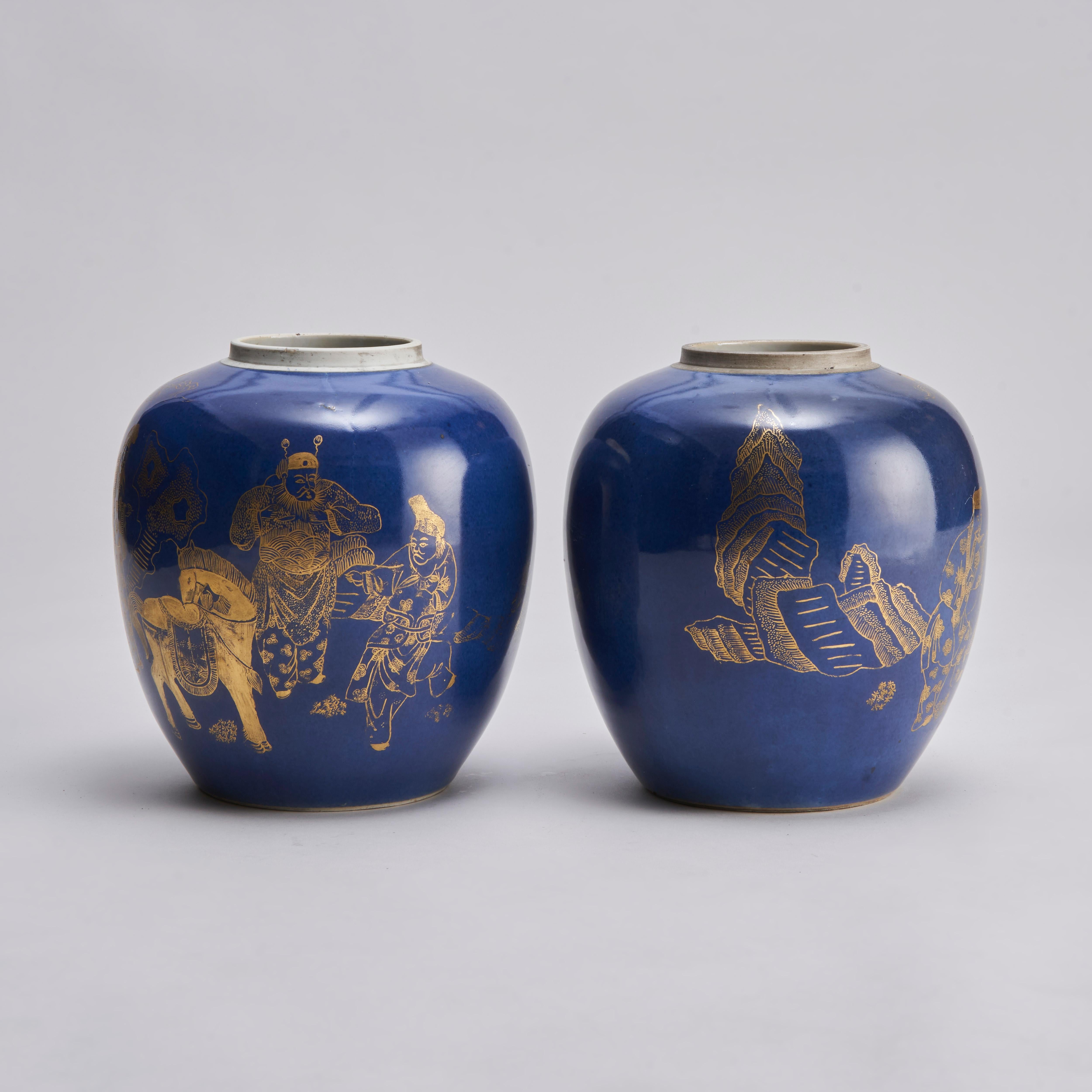 A pair of 19th Century Chinese powder blue jars with gold decoration depic For Sale 1