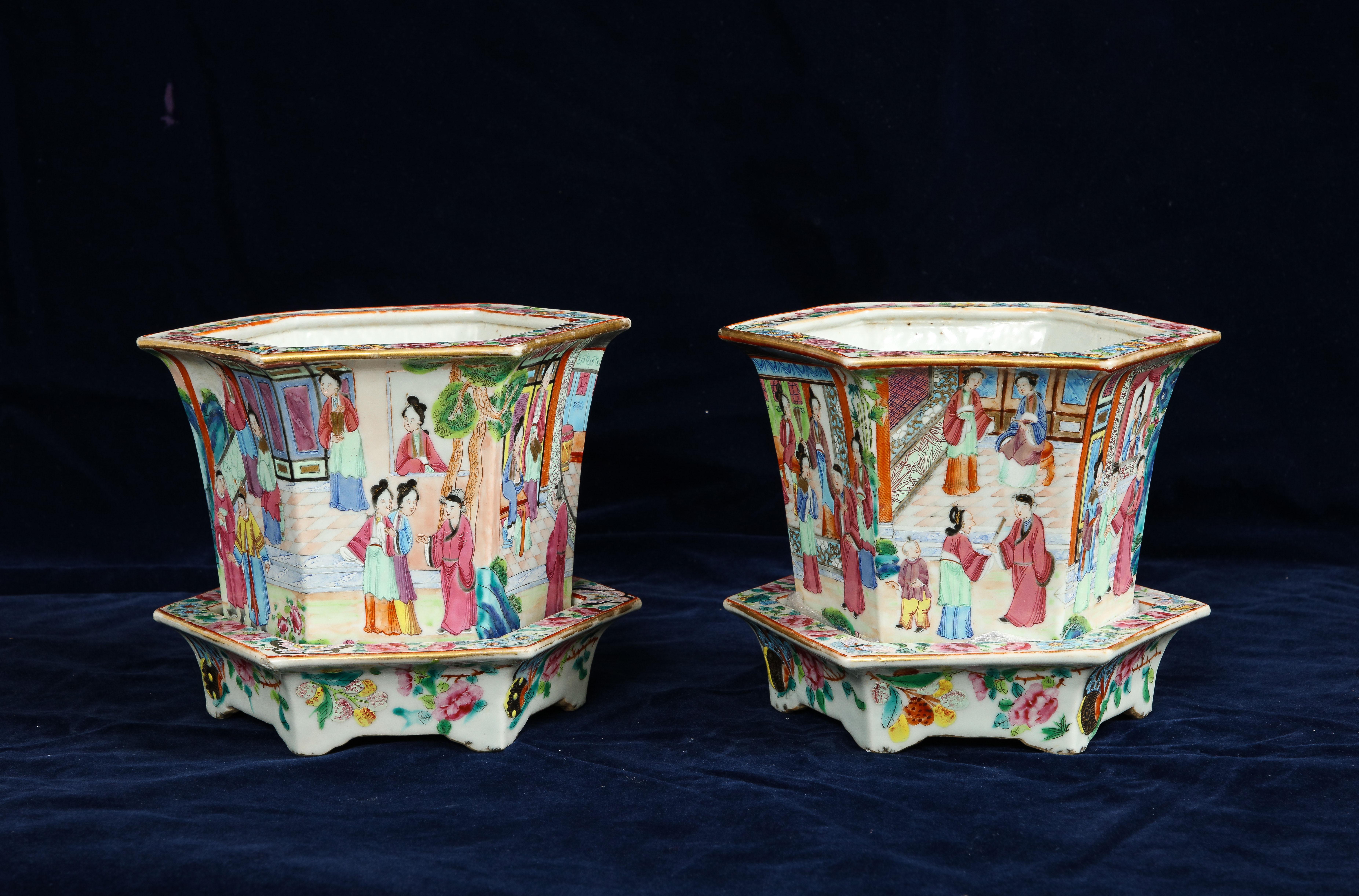 Hand-Carved Pair of 19th Century Chinese Rose Medallion Hexagonal Planters with Stands