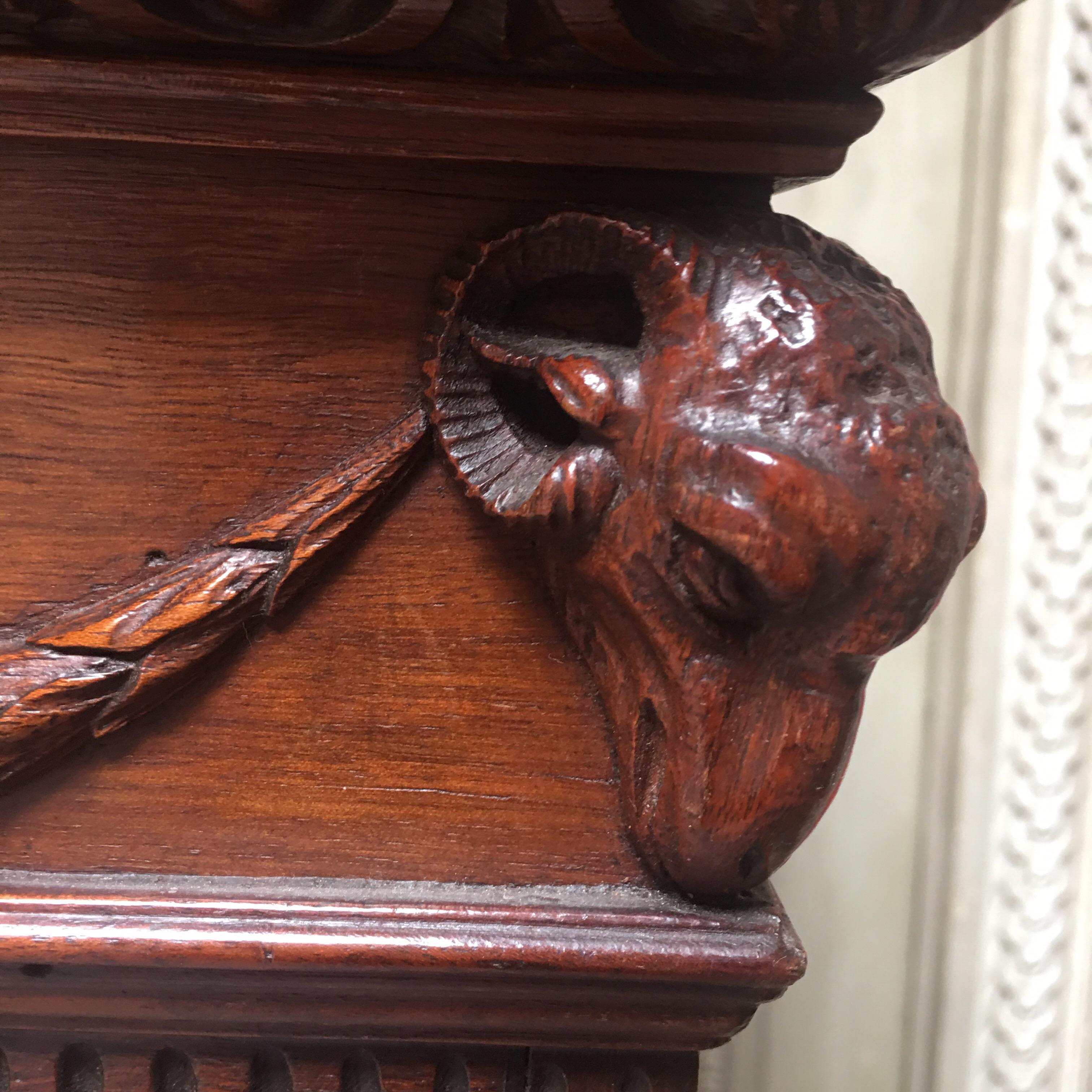 Pair of 19th Century English George III Style Mahogany Pedestal Cabinets For Sale 1