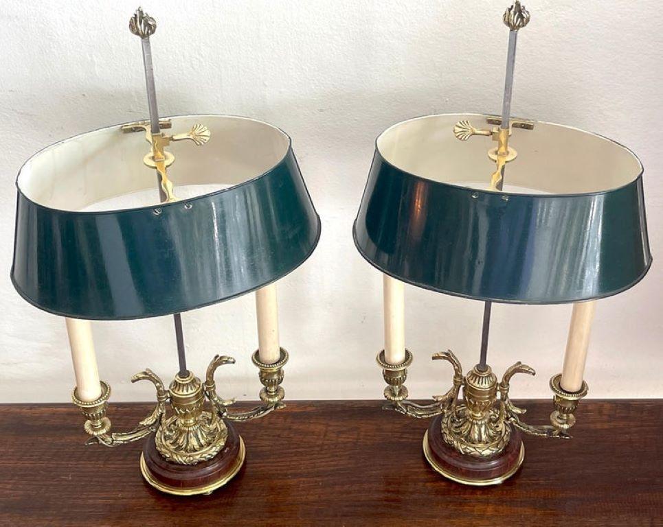 A Pair of 19th Century French Neoclassical Bronze & Tole Bouillotte Lamps  For Sale 4