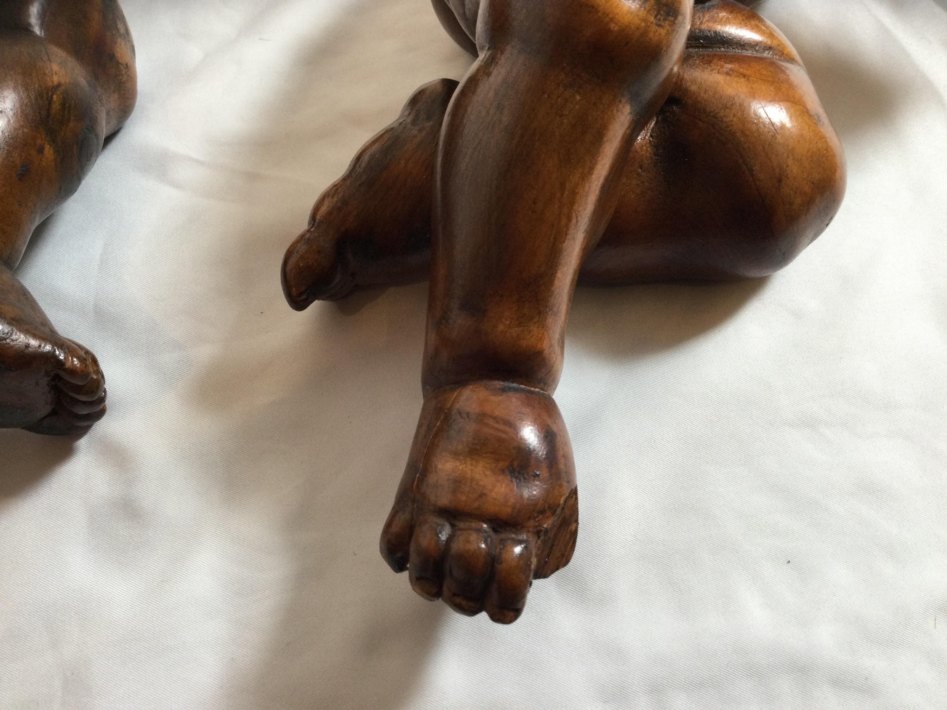 Pair of 19th Century Hand Carved Italian Walnut Cherubs 7