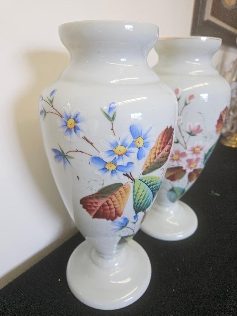 Hand-Painted A Pair of 19th Century Hand Painted White Opaline Vases For Sale