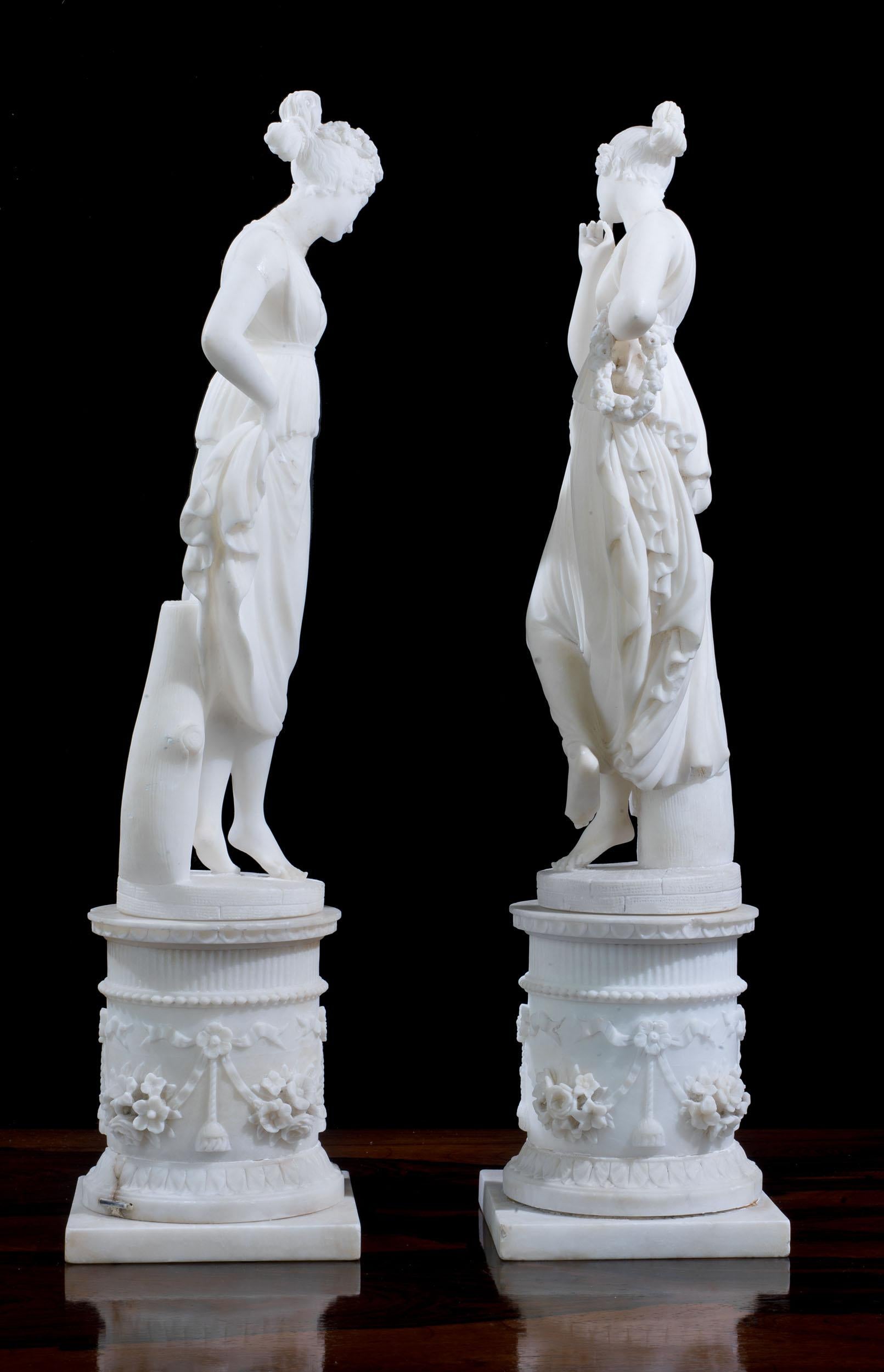 Neoclassical Pair of 19th Century Italian Alabaster Classical Figures of Muses For Sale