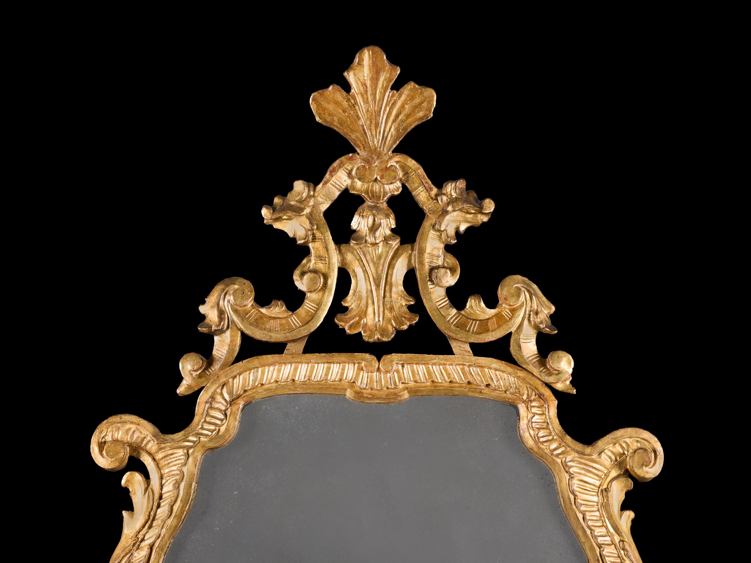 XIXe siècle Paire de miroirs en bois doré italiens du 19ème siècle en vente