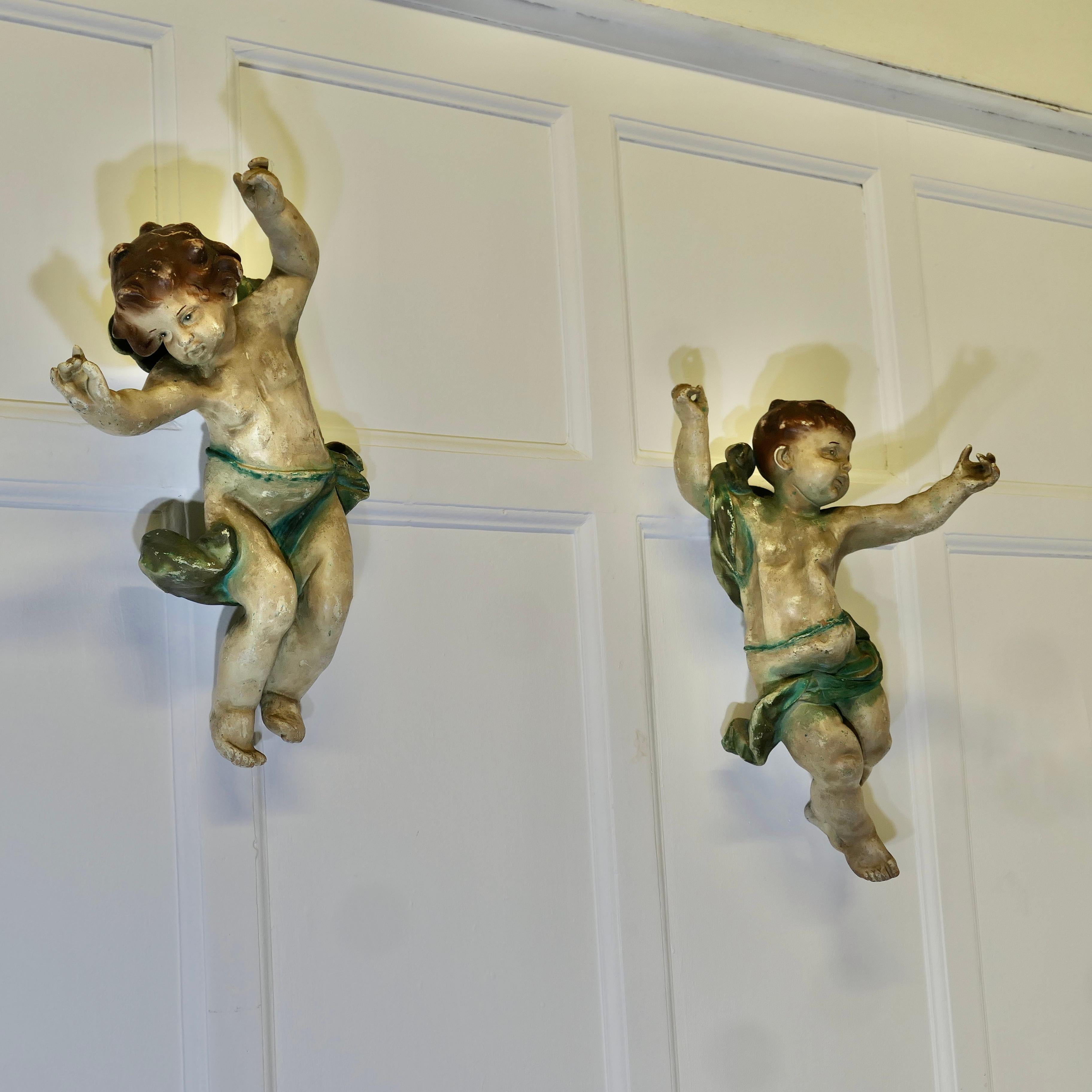 Coppia di putti italiani del XIX secolo firmati A  2 Figure barocche in vendita 5
