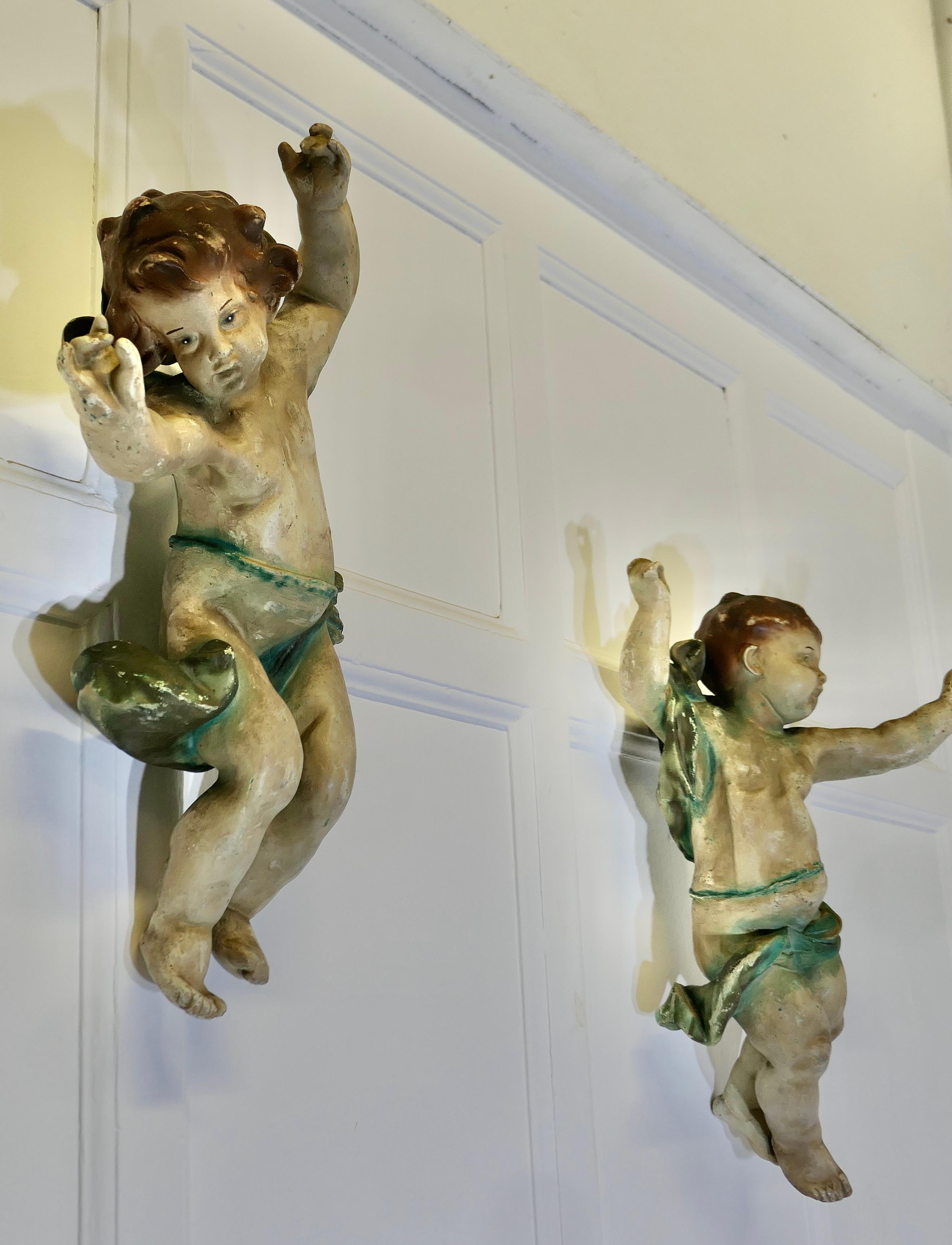 Coppia di putti italiani del XIX secolo firmati A  2 Figure barocche in vendita 6