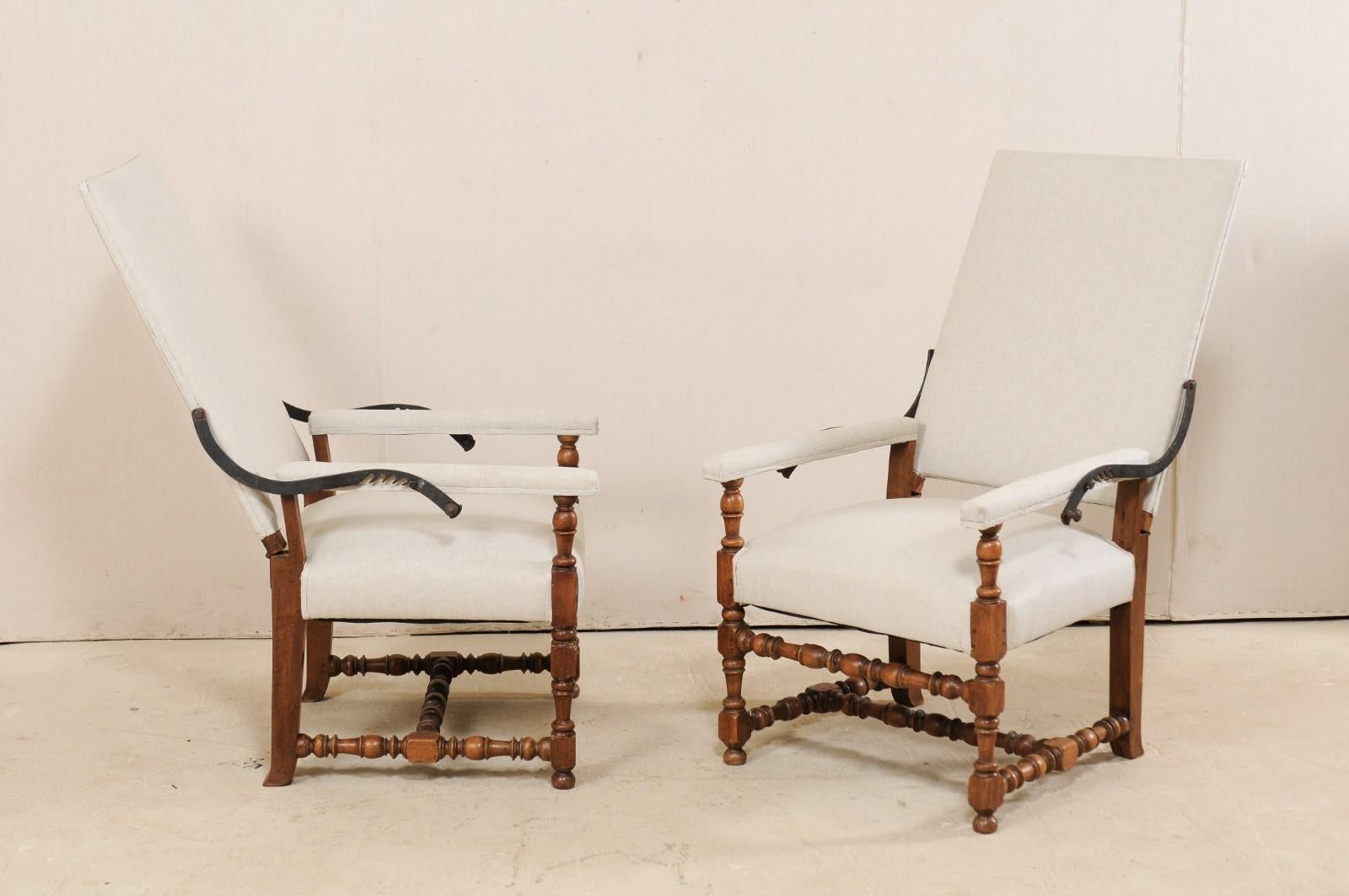 Pair of 19th Century Italian Reclining-Back Armchairs, Louis XIII Style In Good Condition In Atlanta, GA