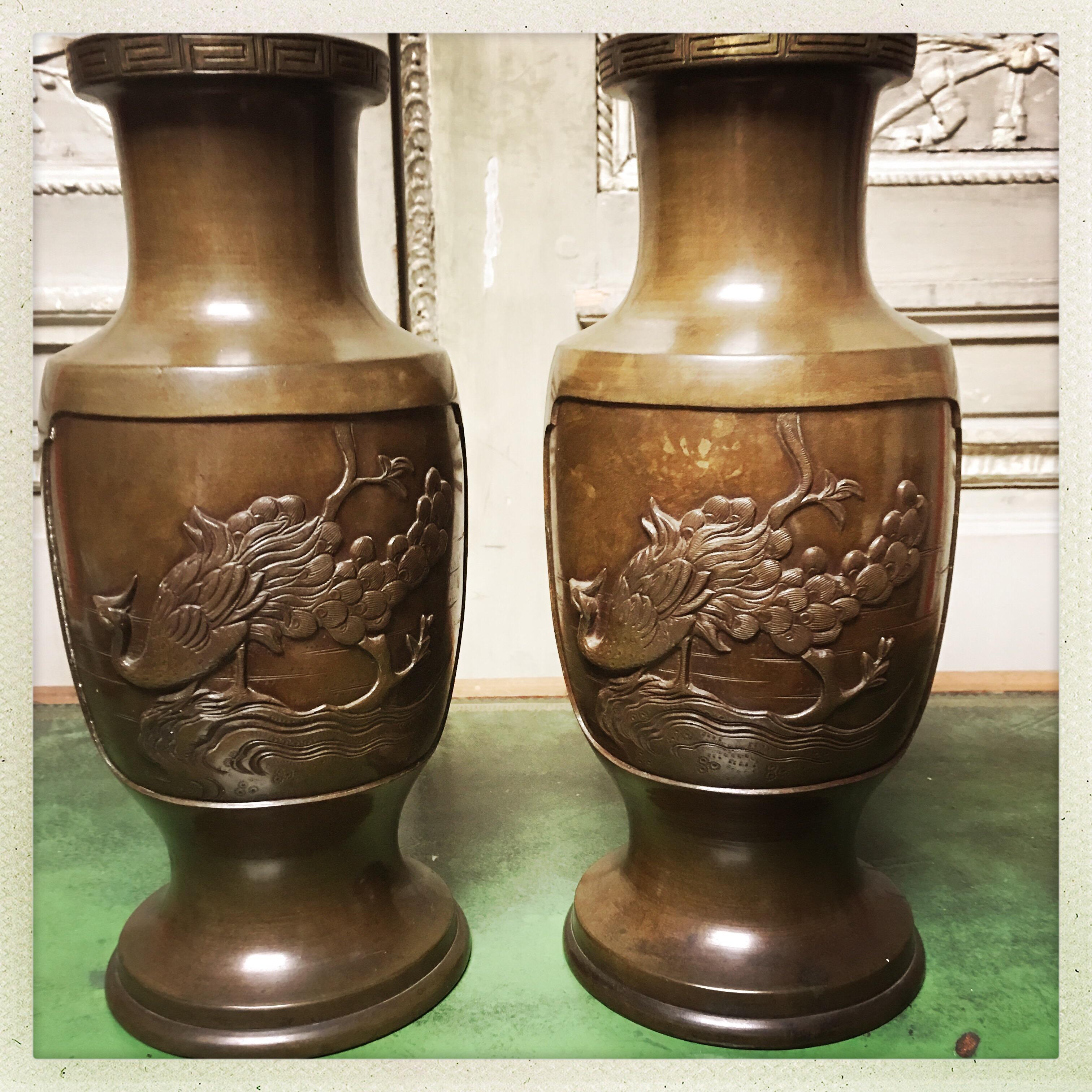Pair of 19th Century Japanese Bronze Vases In Good Condition For Sale In Dallas, TX