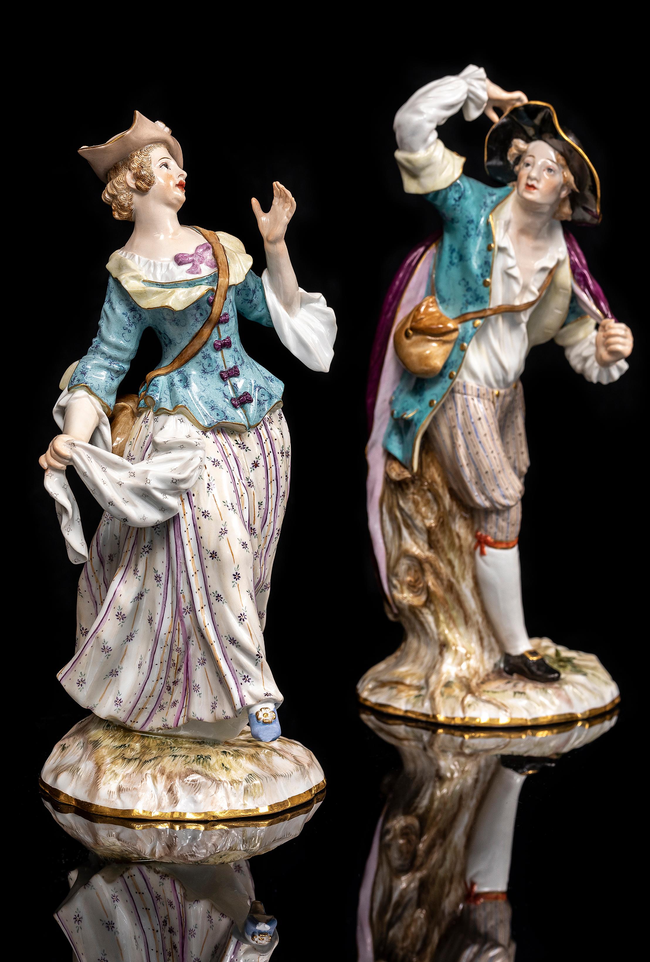 Pareja de figuras de porcelana de Meissen del siglo XIX de hombre y mujer ataviados Rococó en venta