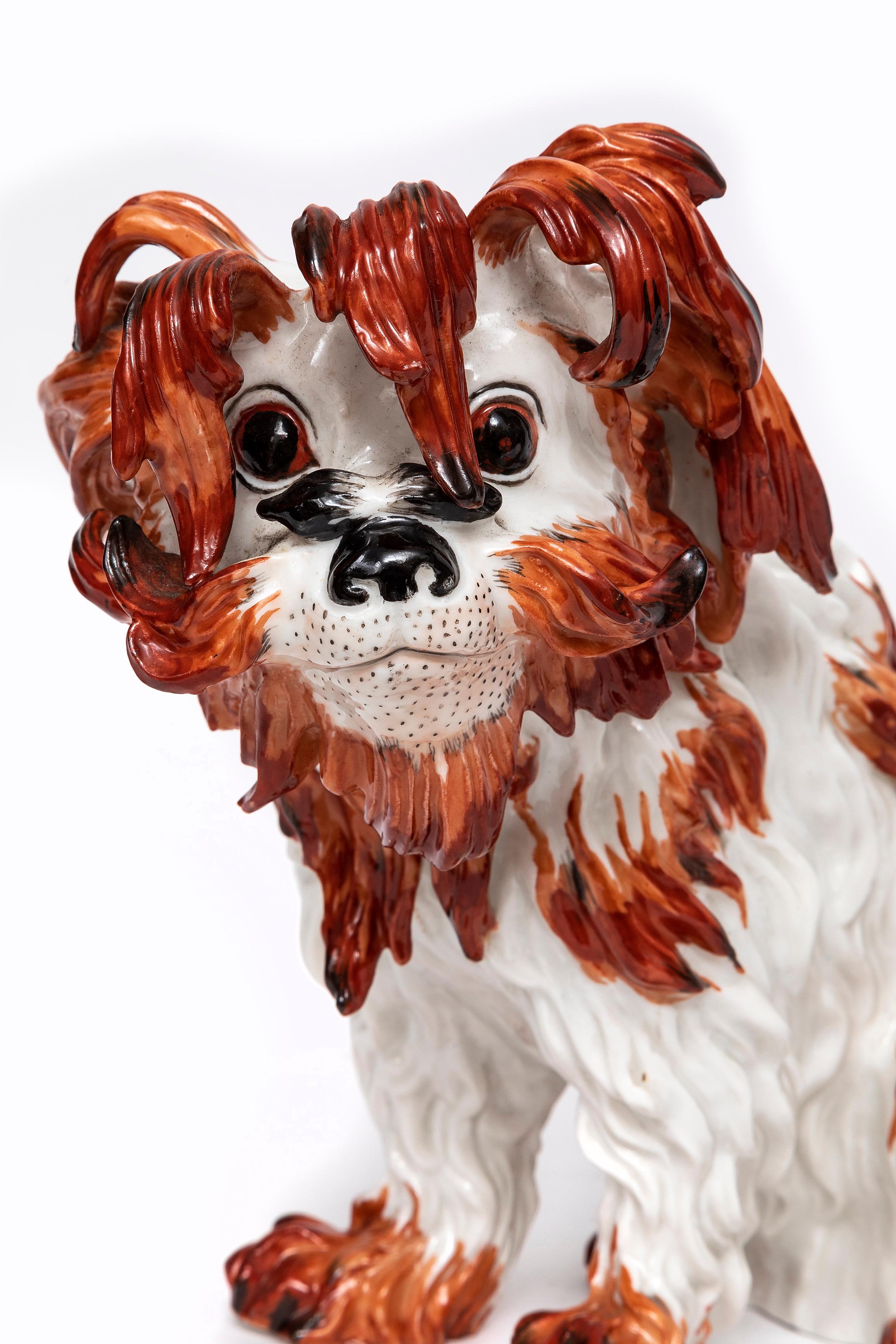 Ein Paar Meissen Porcelain Modelle von Bologneser Hunden aus dem 19. Jahrhundert, J.J. Kandler im Zustand „Gut“ im Angebot in New York, NY