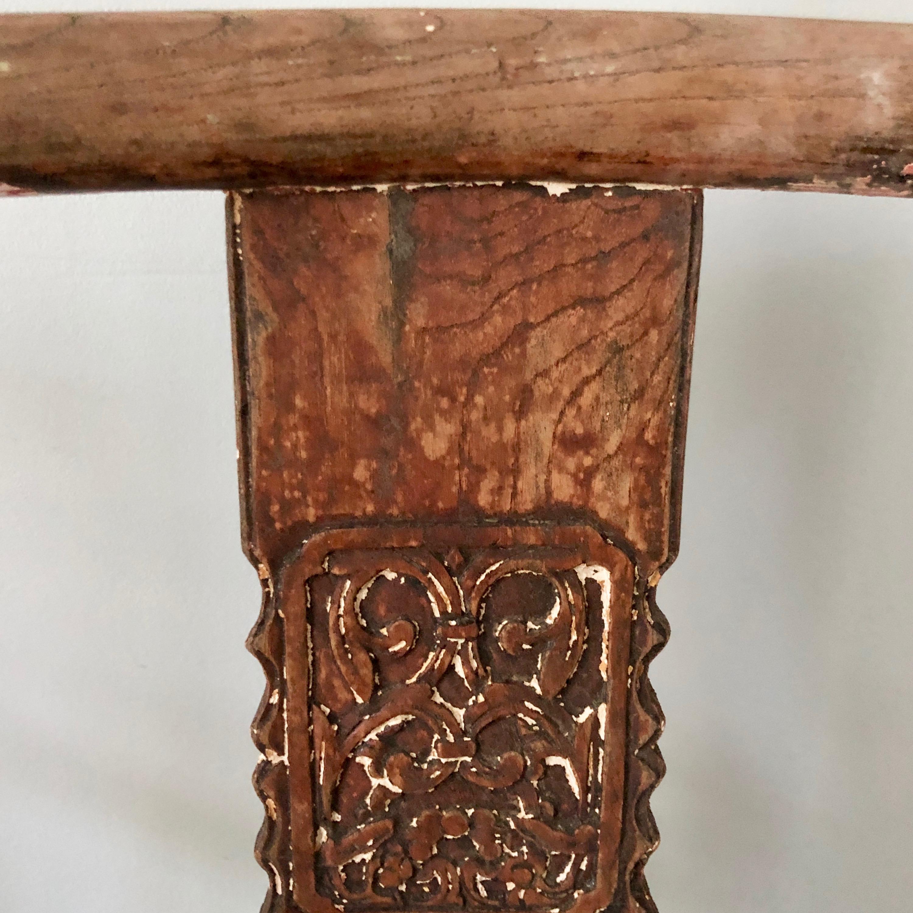 Hand-Carved Pair of 19th Century Ming Dynasty Style Chairs For Sale