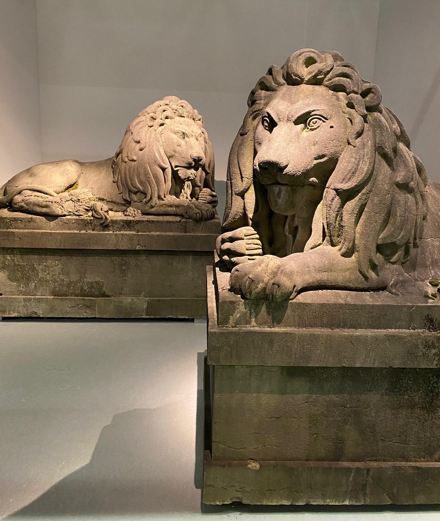 A pair of 19th century monumental carved stone lions.  Belgium around 1840 In Good Condition In Wijnegem, BE