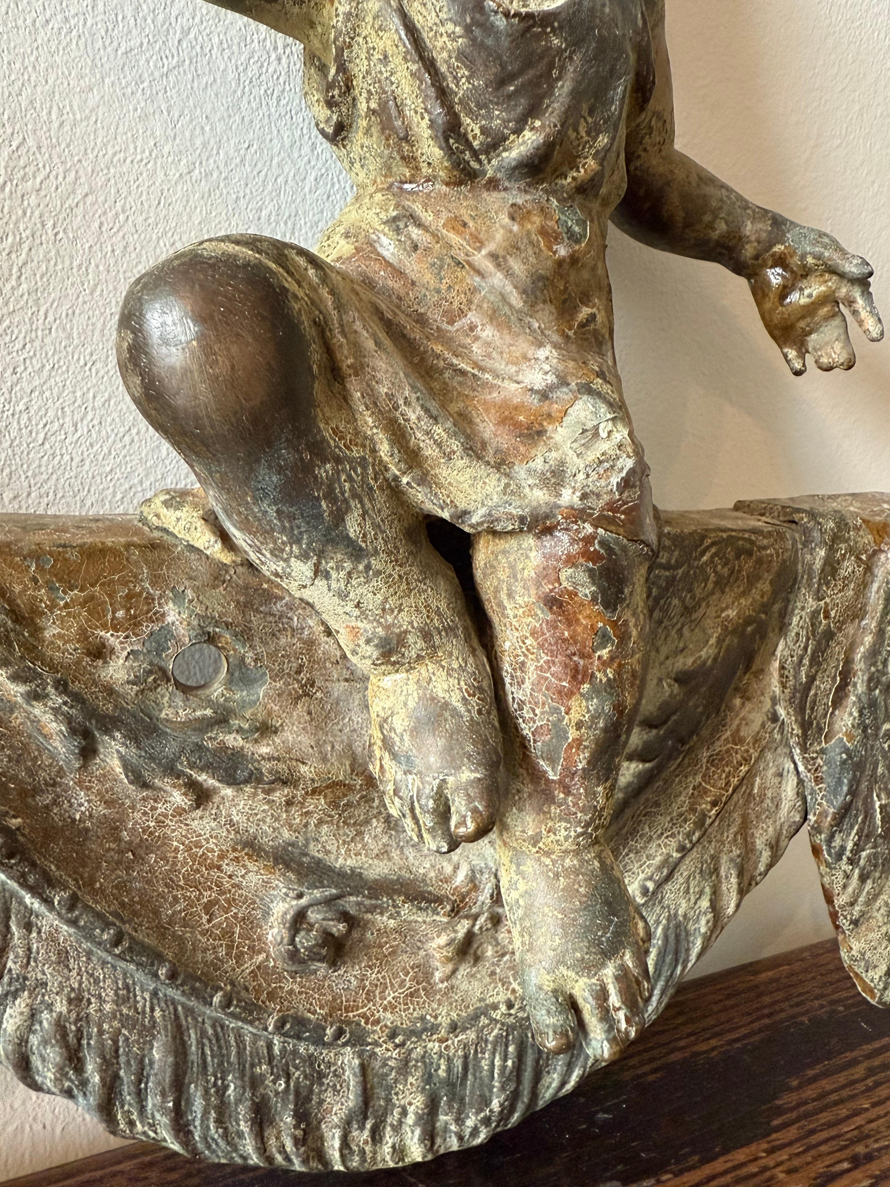 Paire de putti français patinés du 19ème siècle en vente 9