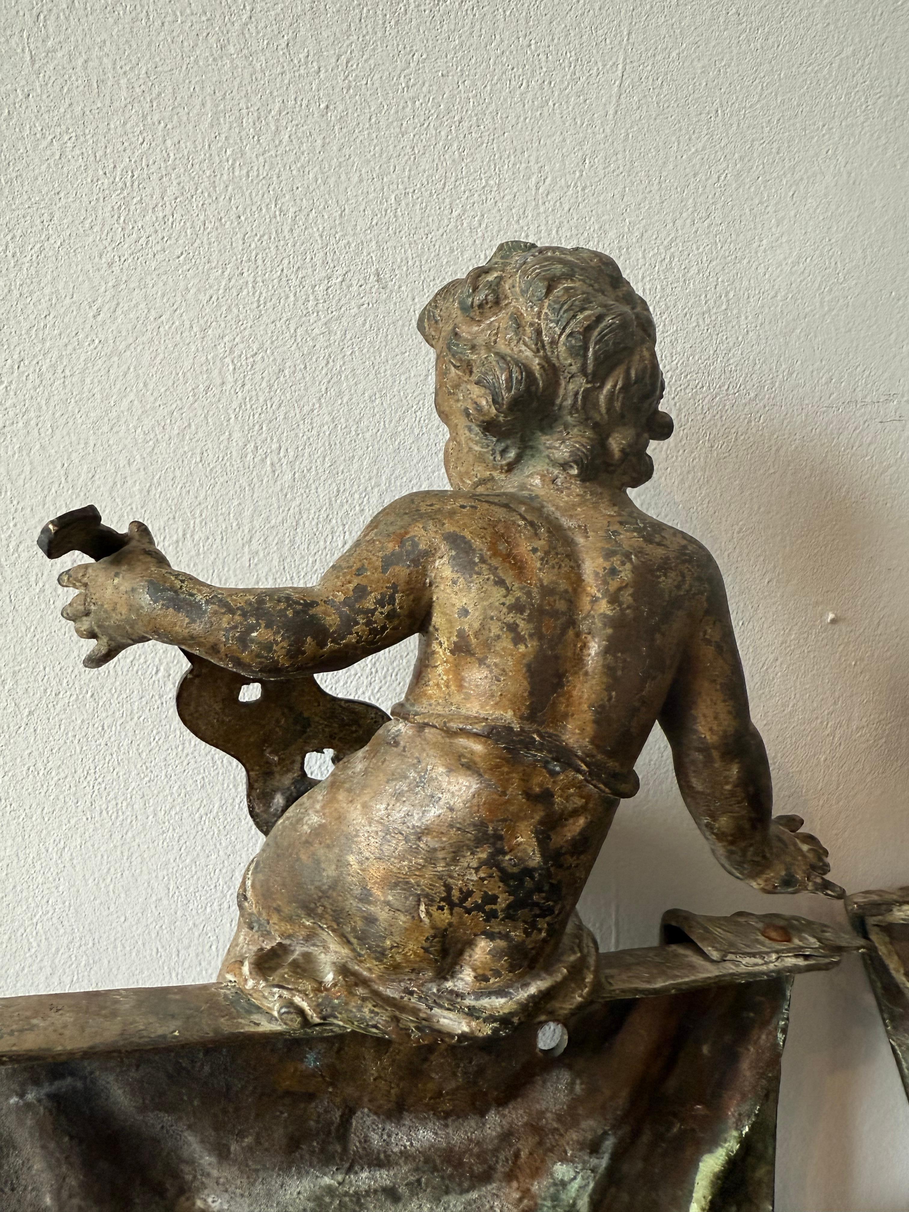 XIXe siècle Paire de putti français patinés du 19ème siècle en vente