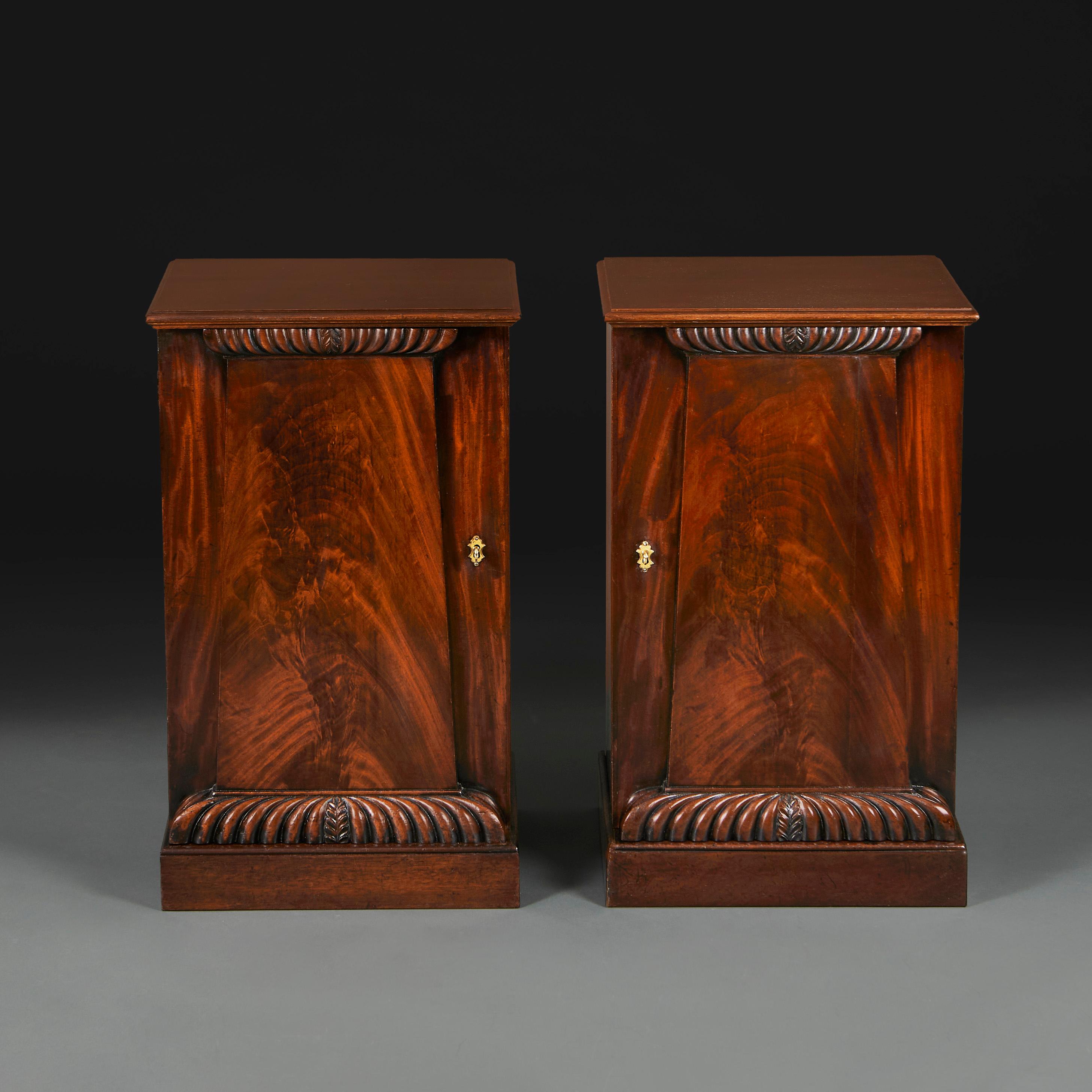 English A Pair of 19th Century Pedestal Bedside Cabinets  For Sale