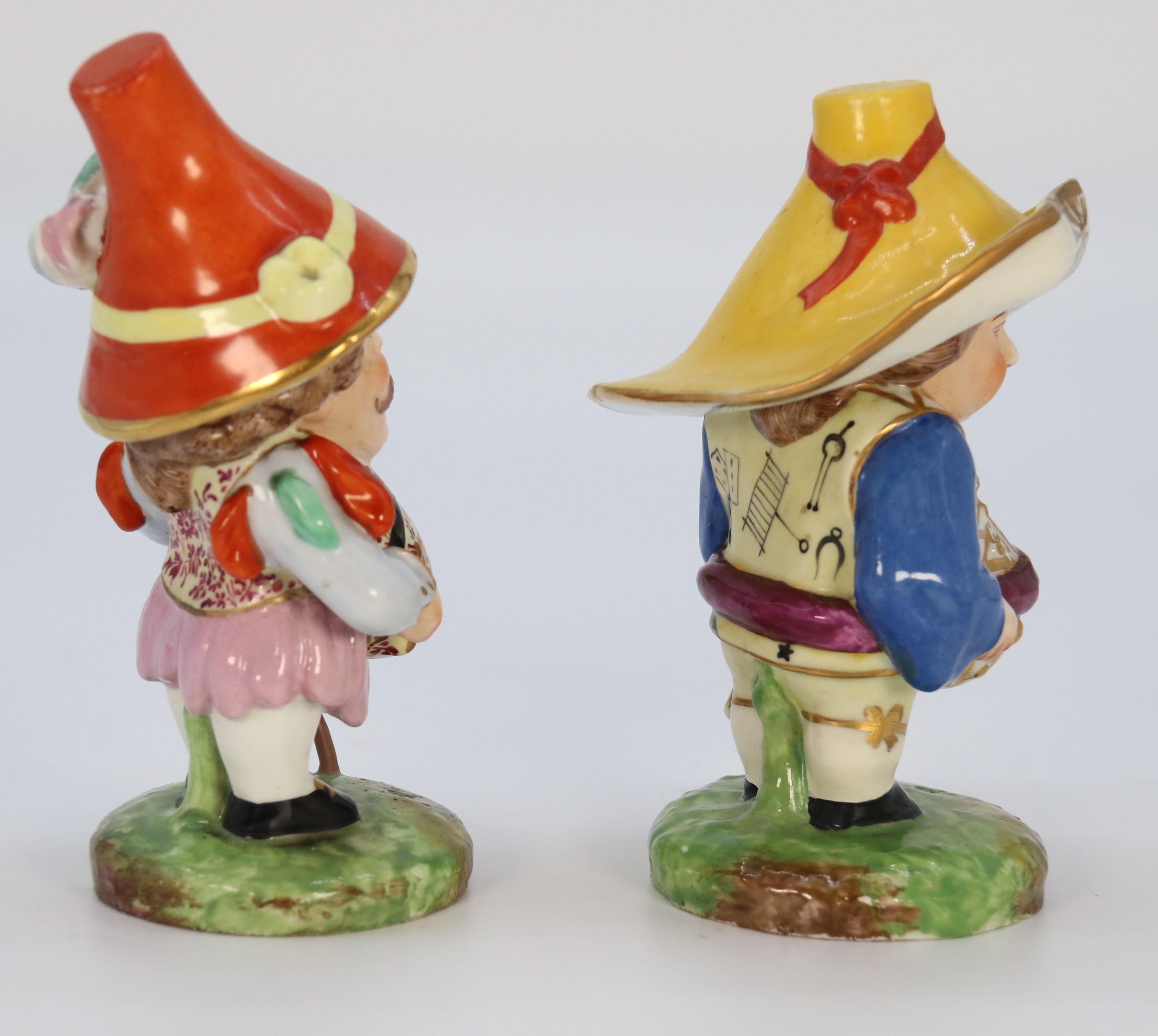 A pair of 19th century porcelain Mansion House dwarfs by Samson of Paris C 1895 In Good Condition For Sale In Central England, GB