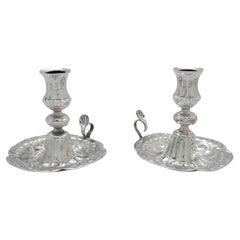 Ein Paar russische Shabbat-Wandleuchter aus Judaica-Silber des 19. Jahrhunderts