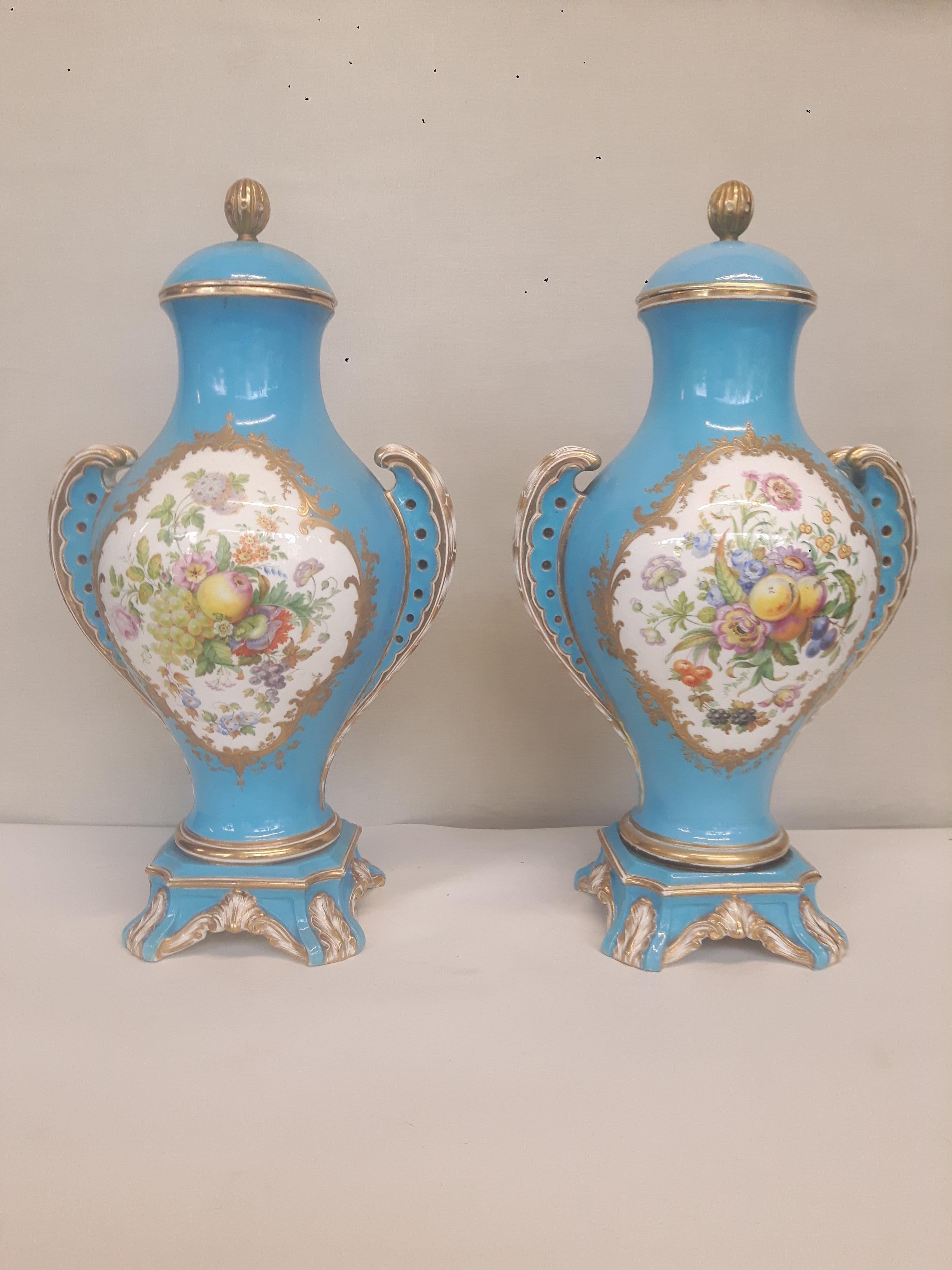 Pair of 19th Century Severe Style Vases For Sale 1