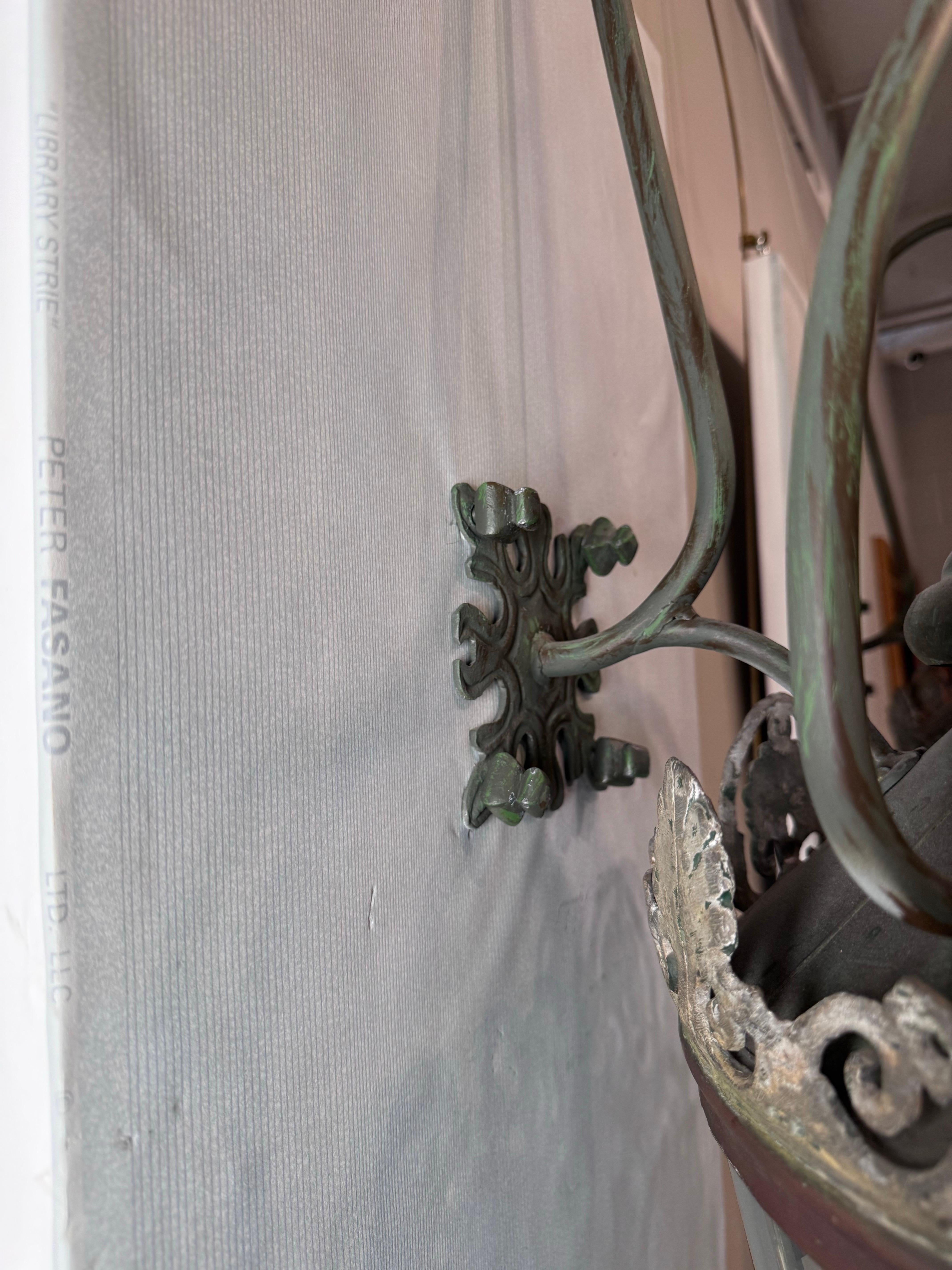 A pair of 19th Century Street lanterns en vente 8
