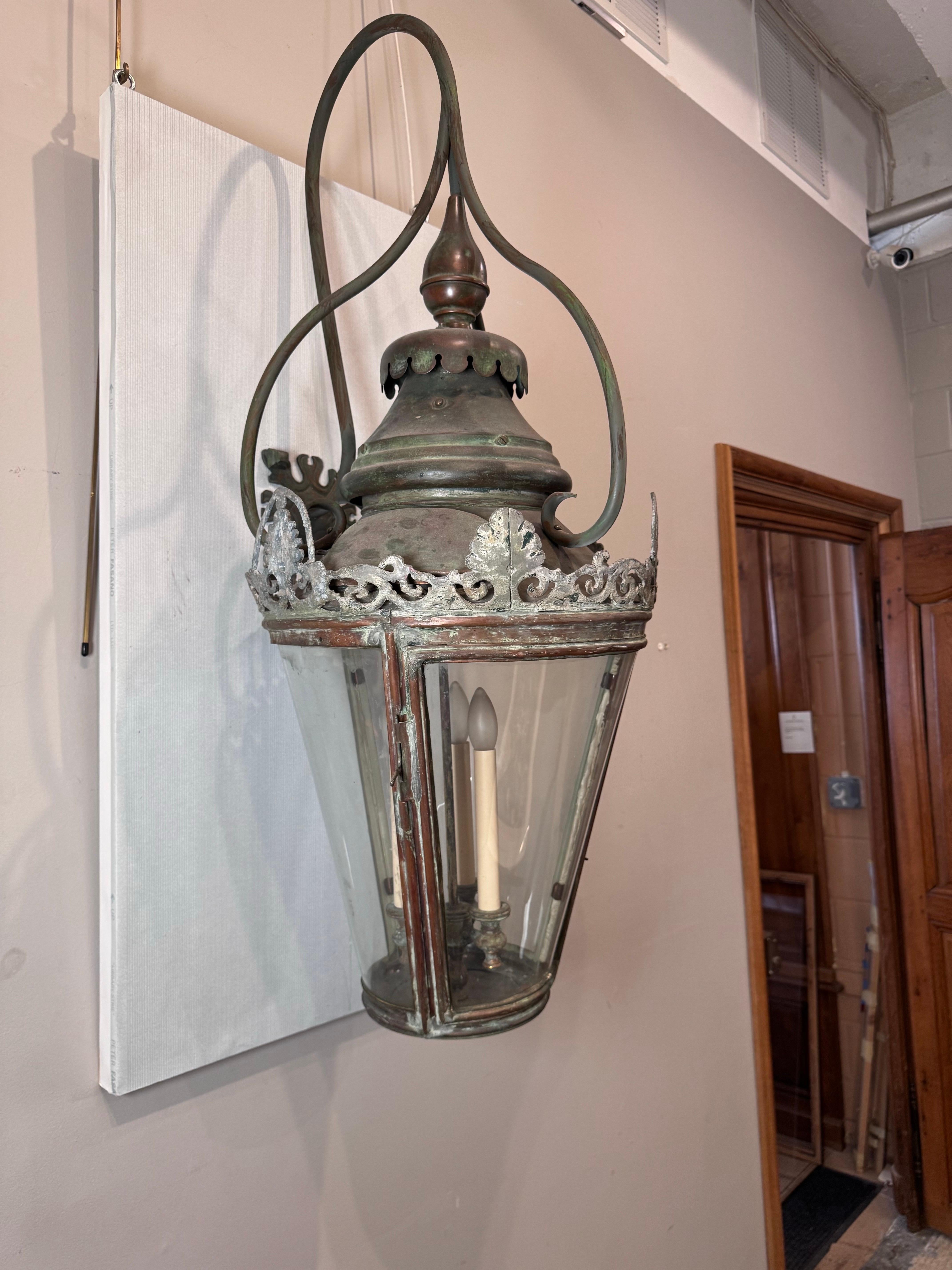 A pair of 19th Century Street lanterns en vente 13