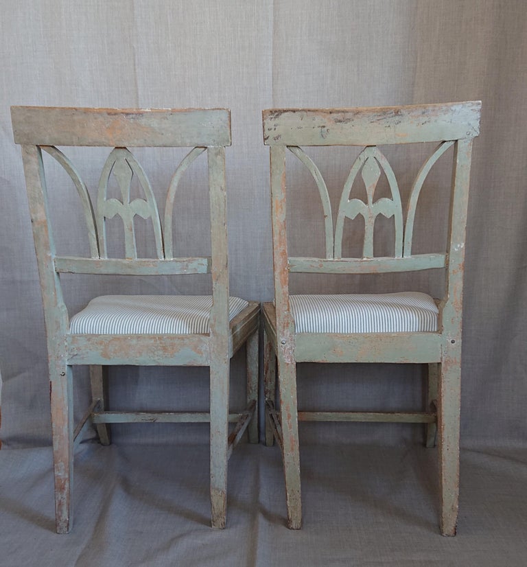 Pair of 19th Century Swedish Gustavian Chairs with Originalpaint For Sale 7
