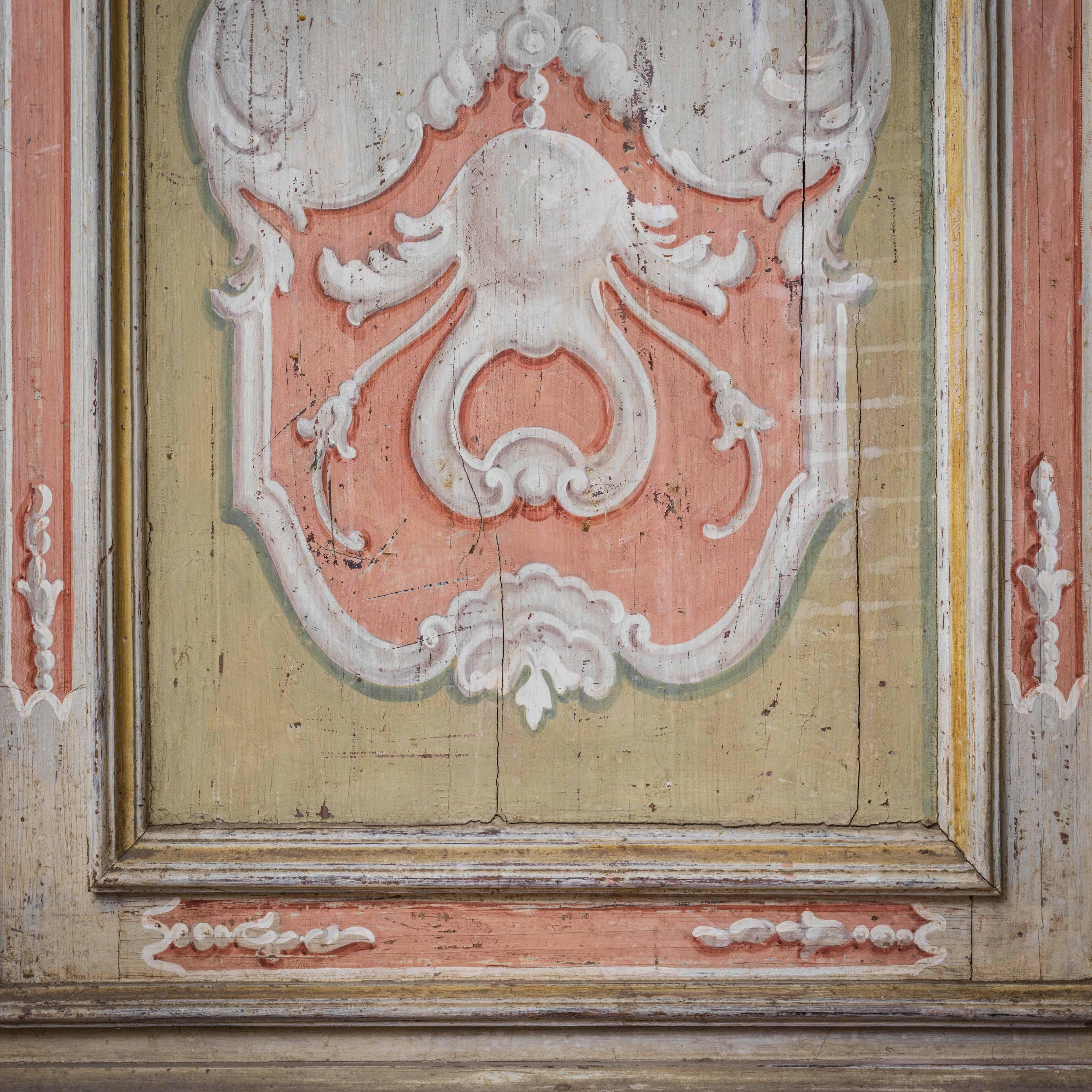 Pair of 19th Century Venetian Hand Painted Painted Corner Cabinets 2