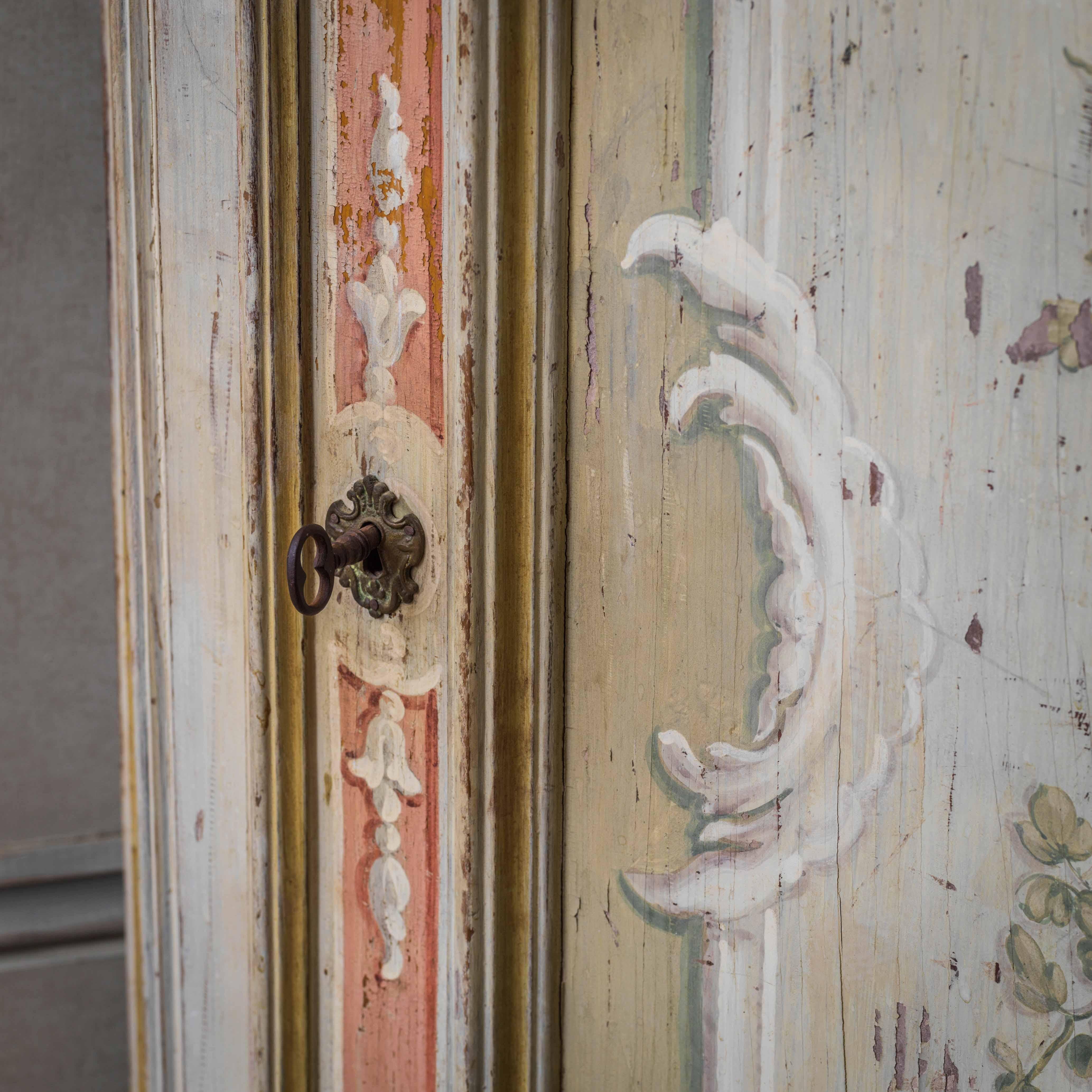 Pair of 19th Century Venetian Hand Painted Painted Corner Cabinets 4