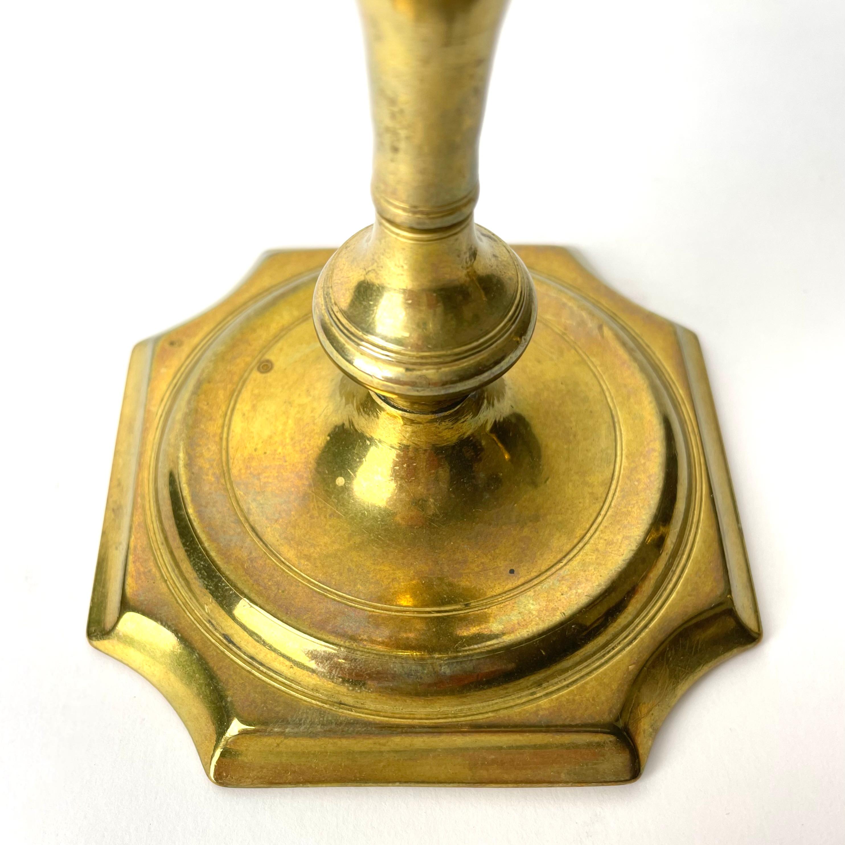 A Pair of 2 Lovely Brass Candlesticks, Late Baroque, Early 18th Century For Sale 1